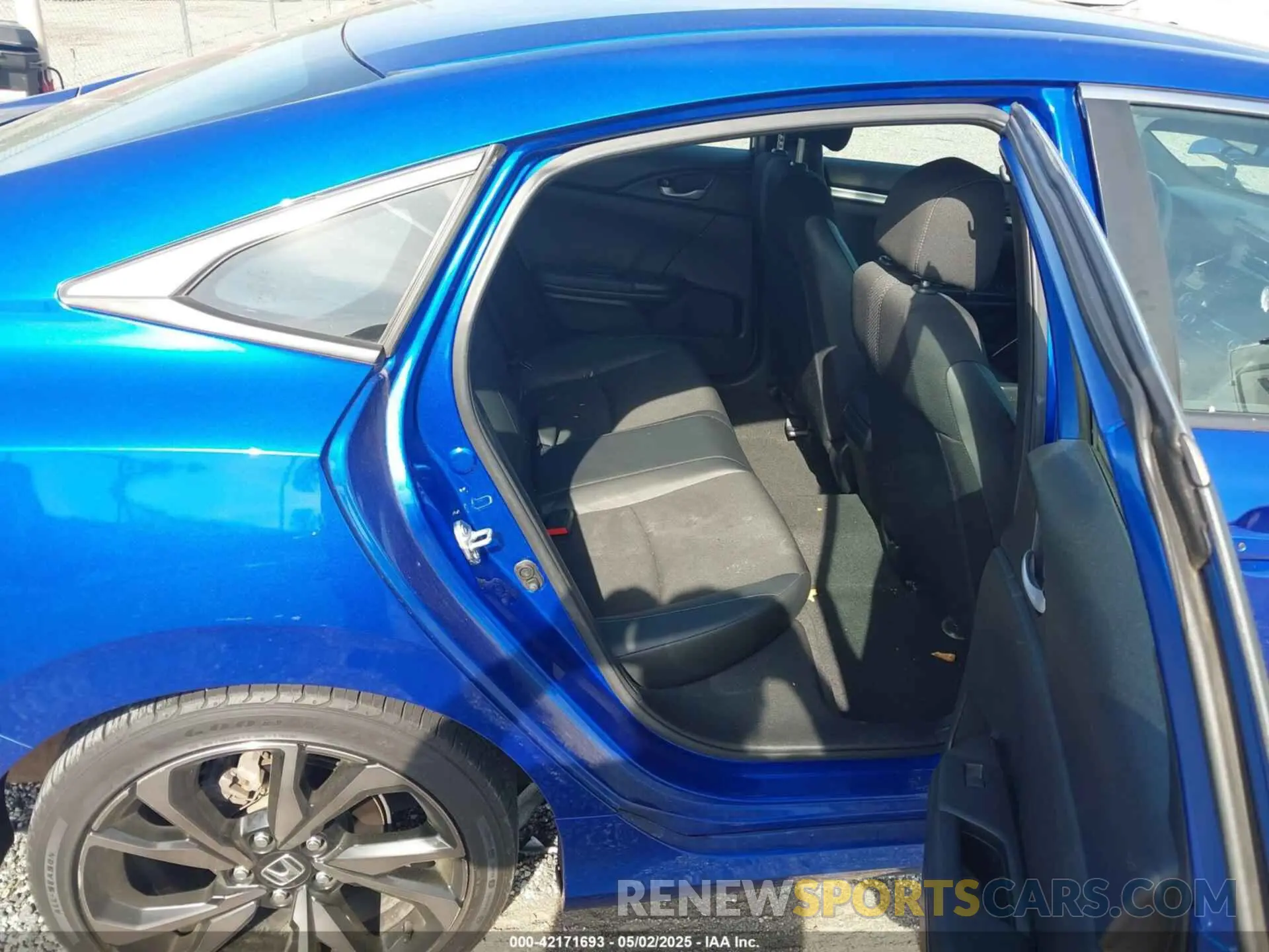 8 Photograph of a damaged car 2HGFC2F87MH525814 HONDA CIVIC 2021