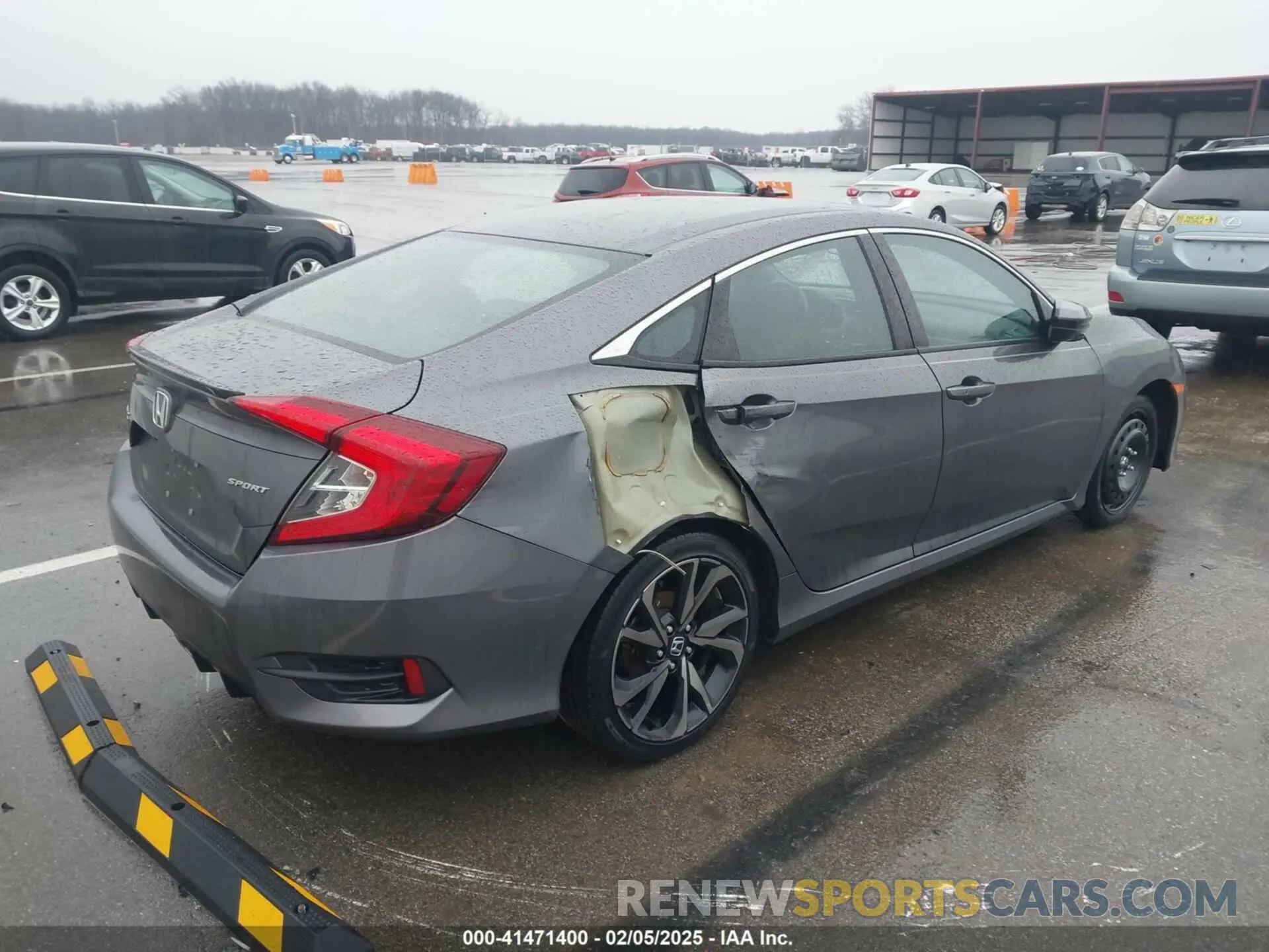 4 Photograph of a damaged car 2HGFC2F87MH548249 HONDA CIVIC 2021