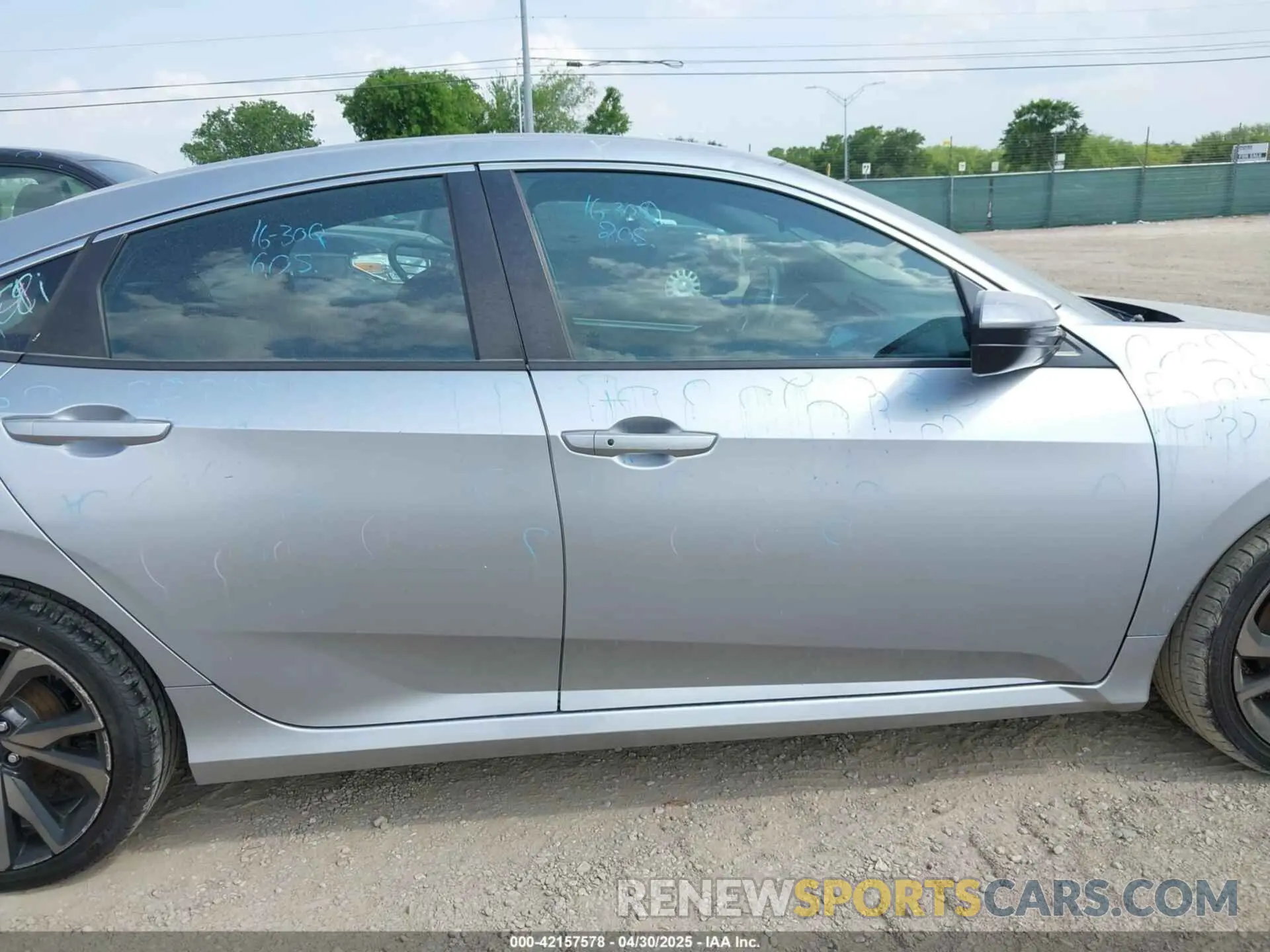 13 Photograph of a damaged car 2HGFC2F88MH506026 HONDA CIVIC 2021