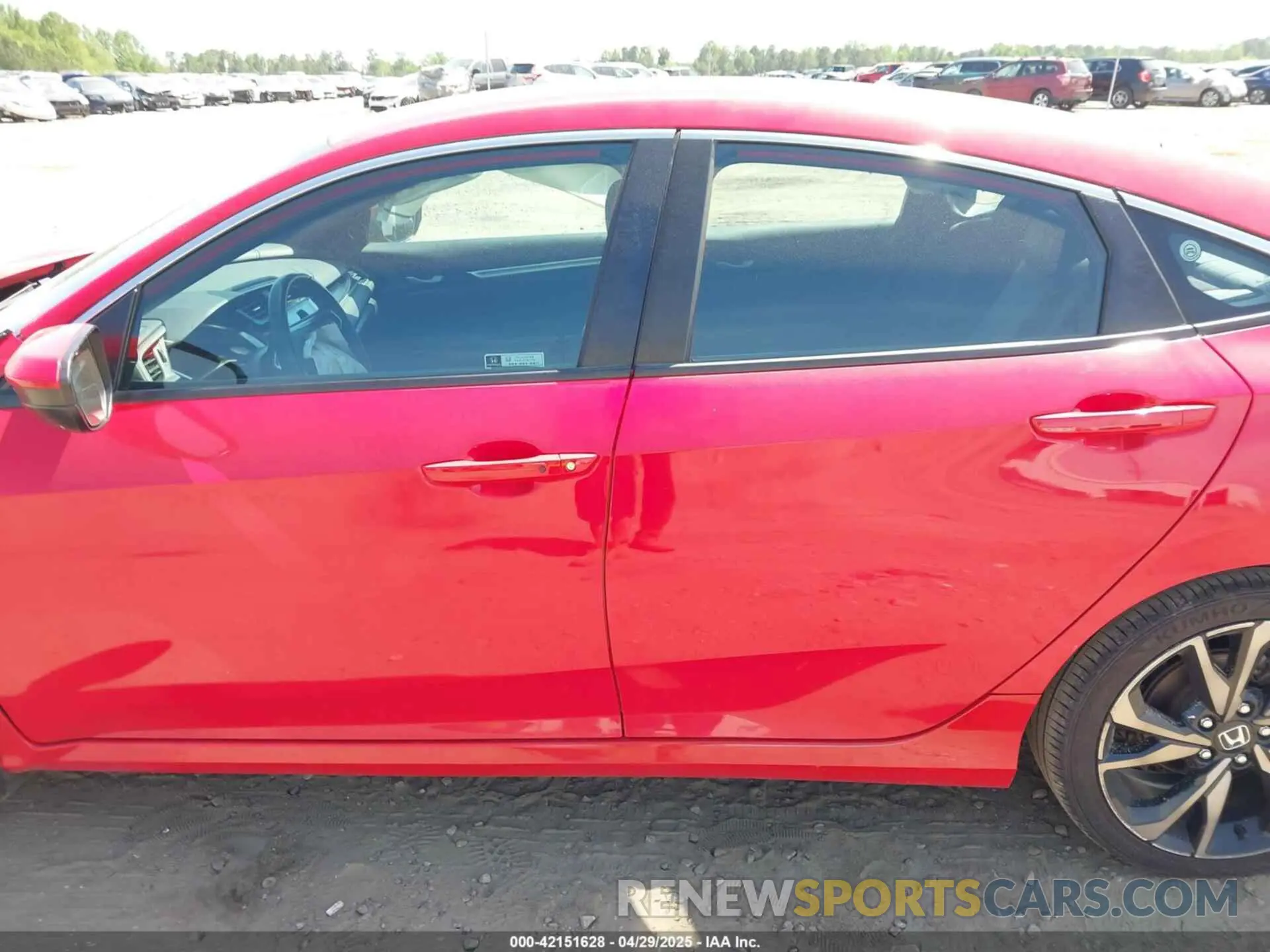 13 Photograph of a damaged car 2HGFC2F88MH536725 HONDA CIVIC 2021