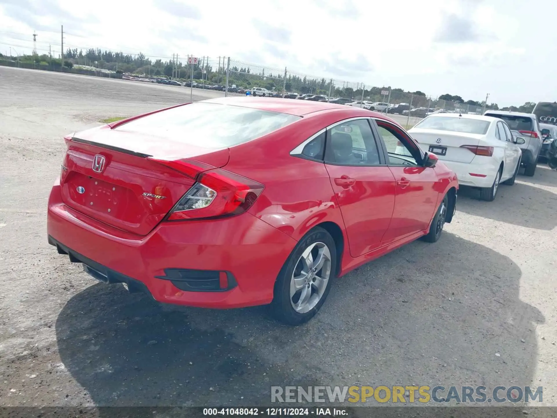 4 Photograph of a damaged car 2HGFC2F89MH505838 HONDA CIVIC 2021