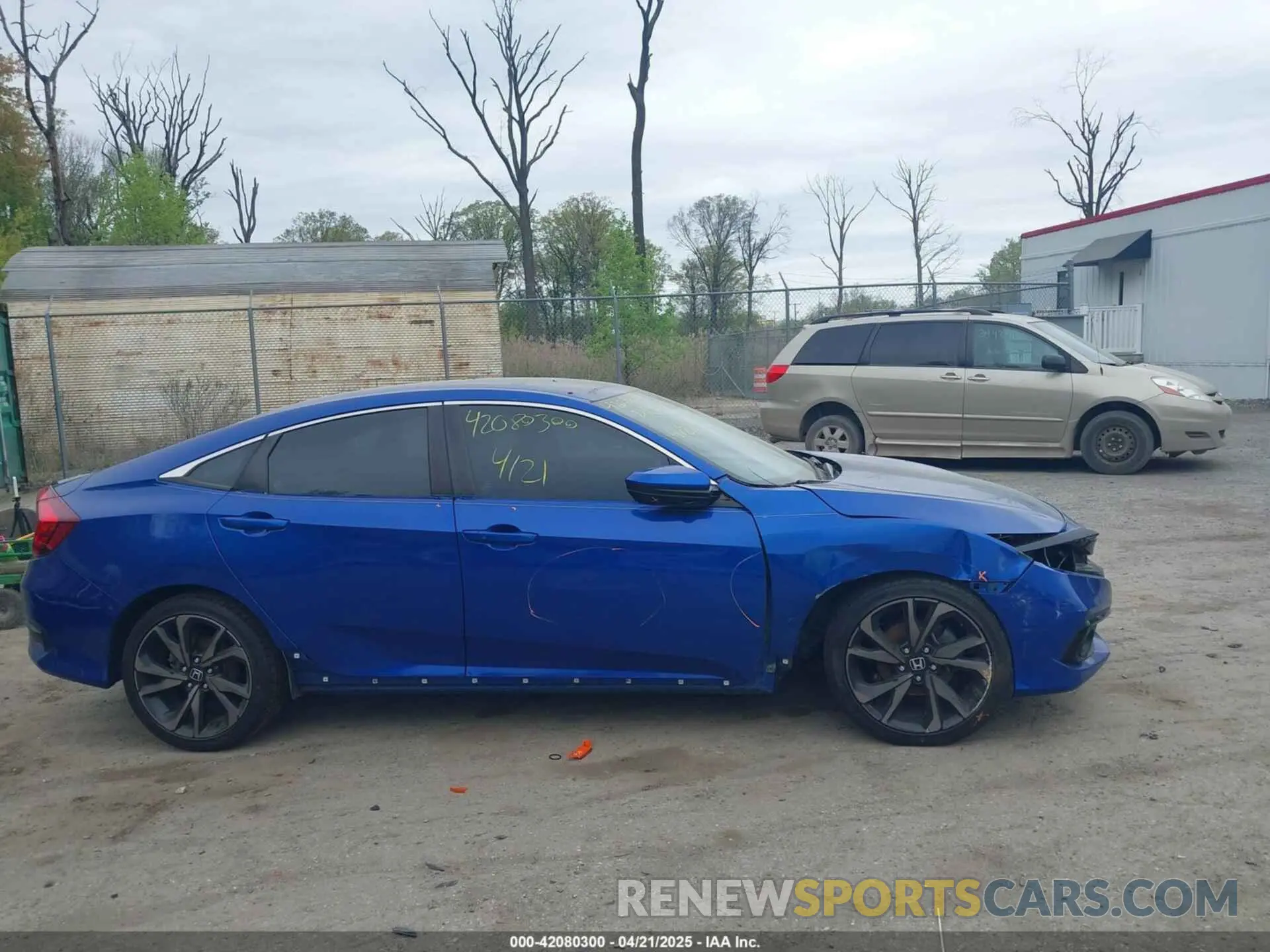 13 Photograph of a damaged car 2HGFC2F8XMH529887 HONDA CIVIC 2021