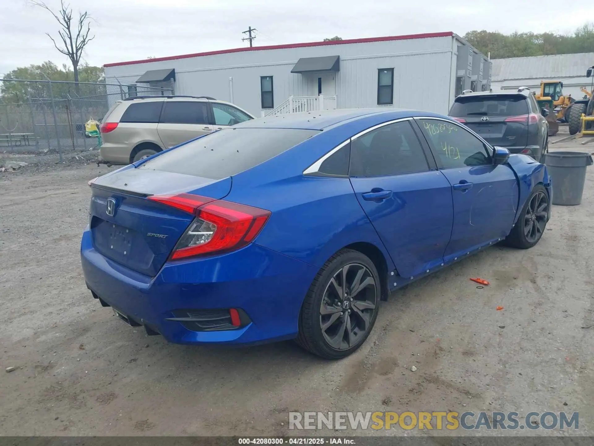 4 Photograph of a damaged car 2HGFC2F8XMH529887 HONDA CIVIC 2021