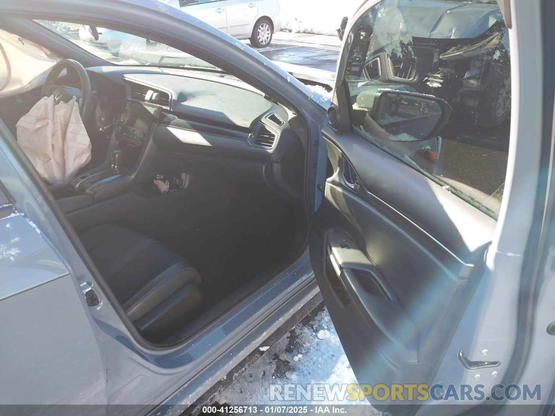 5 Photograph of a damaged car SHHFK7H41MU408016 HONDA CIVIC 2021