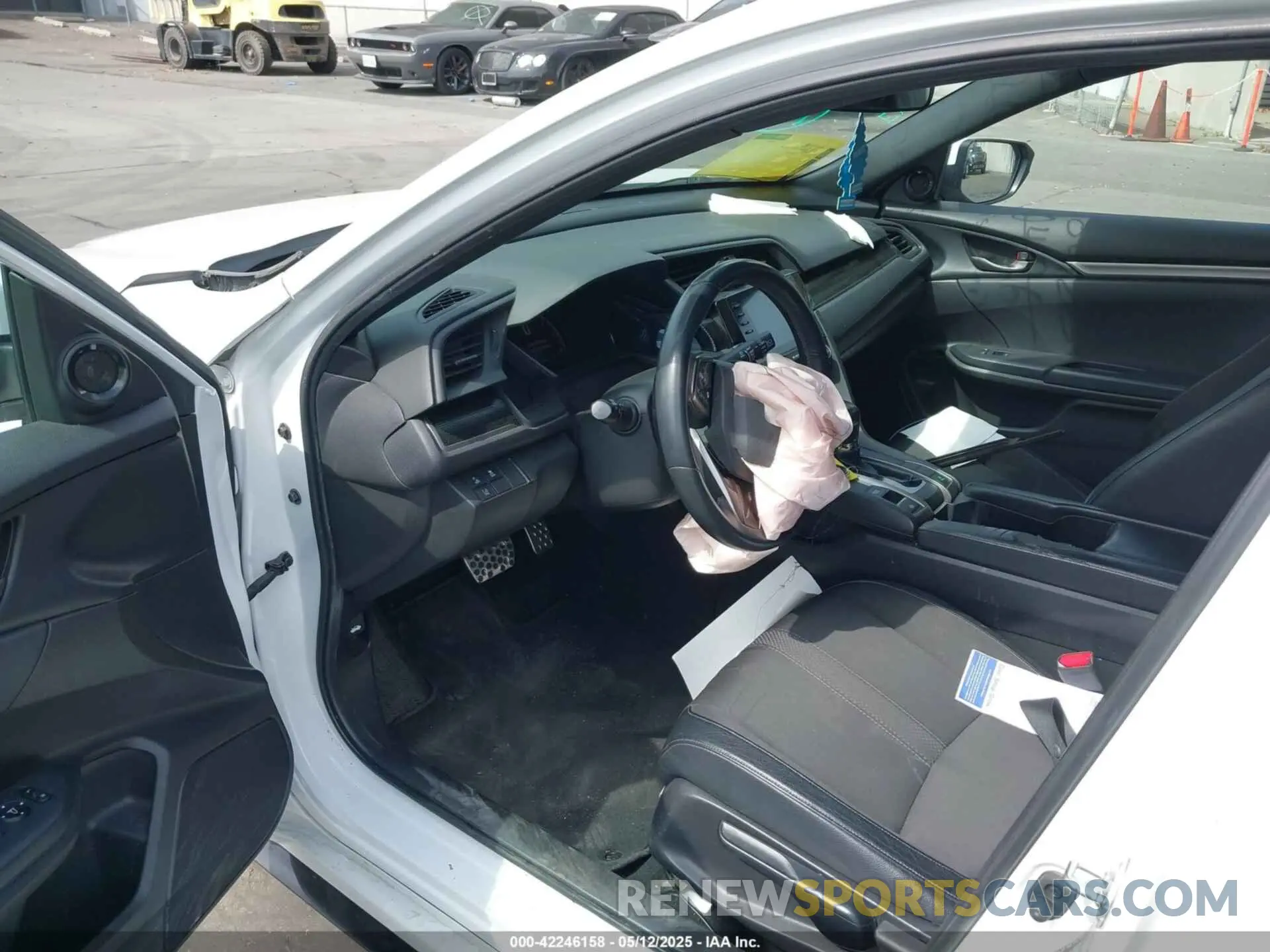 19 Photograph of a damaged car SHHFK7H44MU407751 HONDA CIVIC 2021