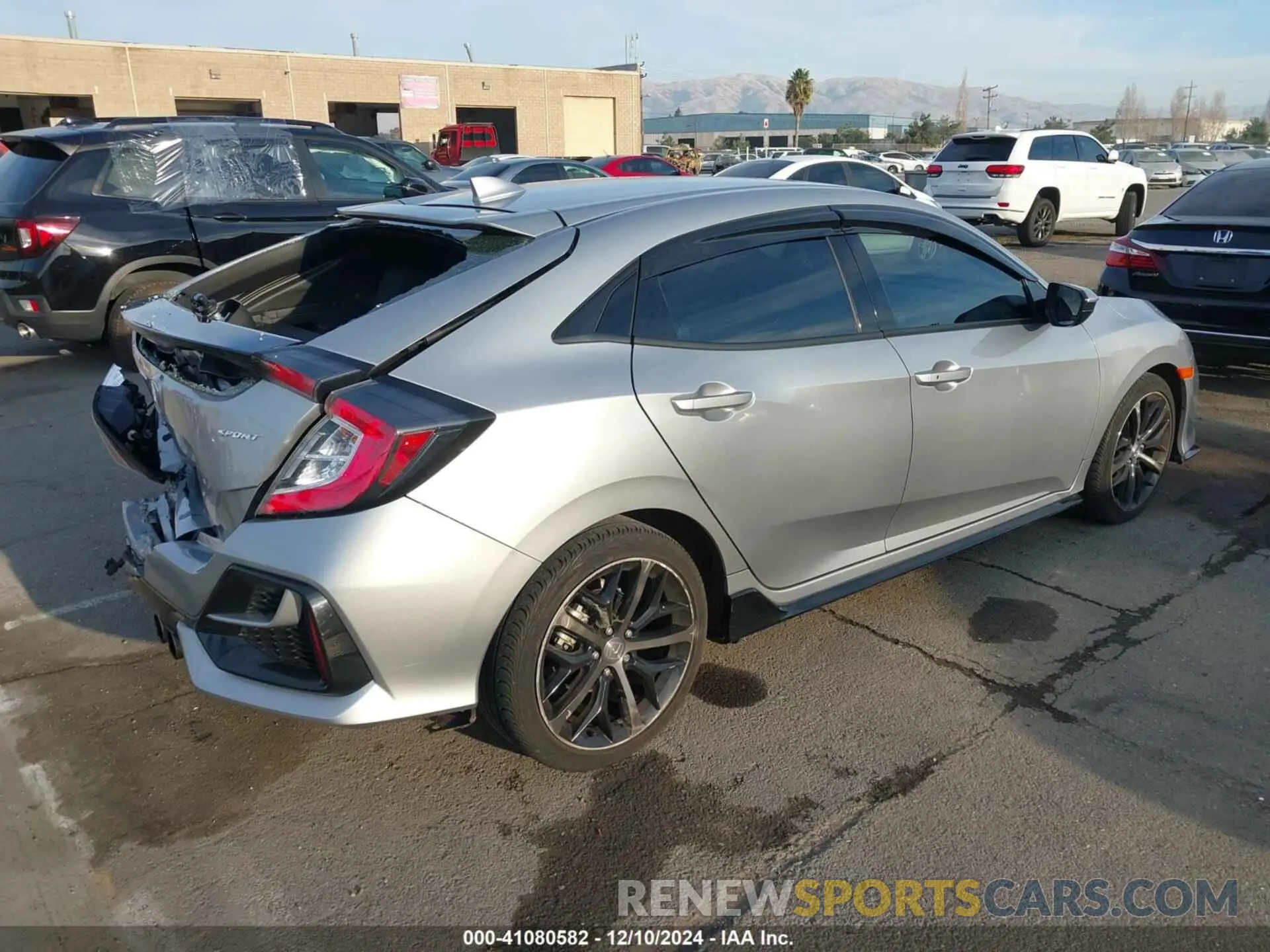 4 Фотография поврежденного автомобиля SHHFK7H46MU426818 HONDA CIVIC 2021