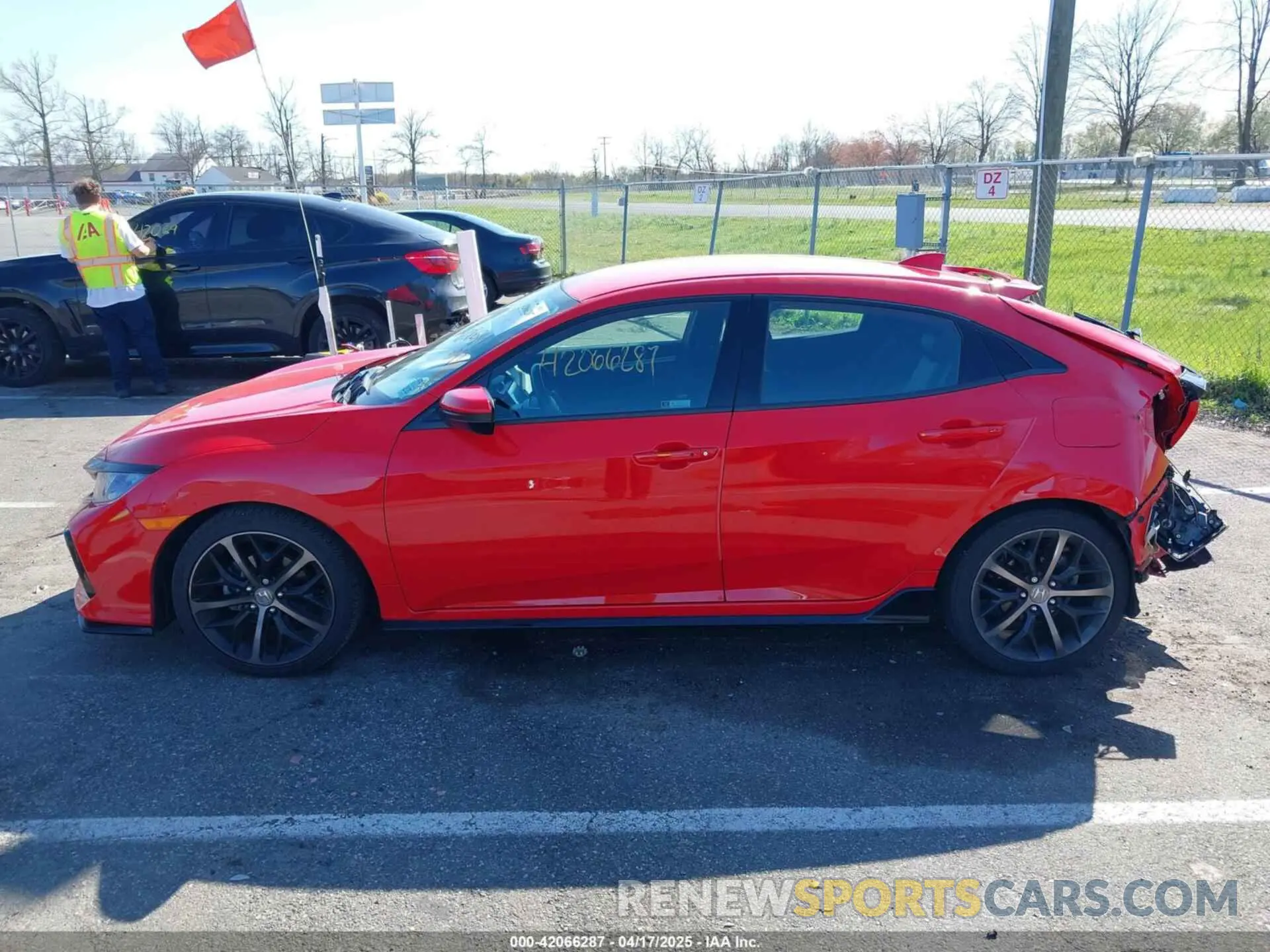 14 Photograph of a damaged car SHHFK7H47MU403080 HONDA CIVIC 2021