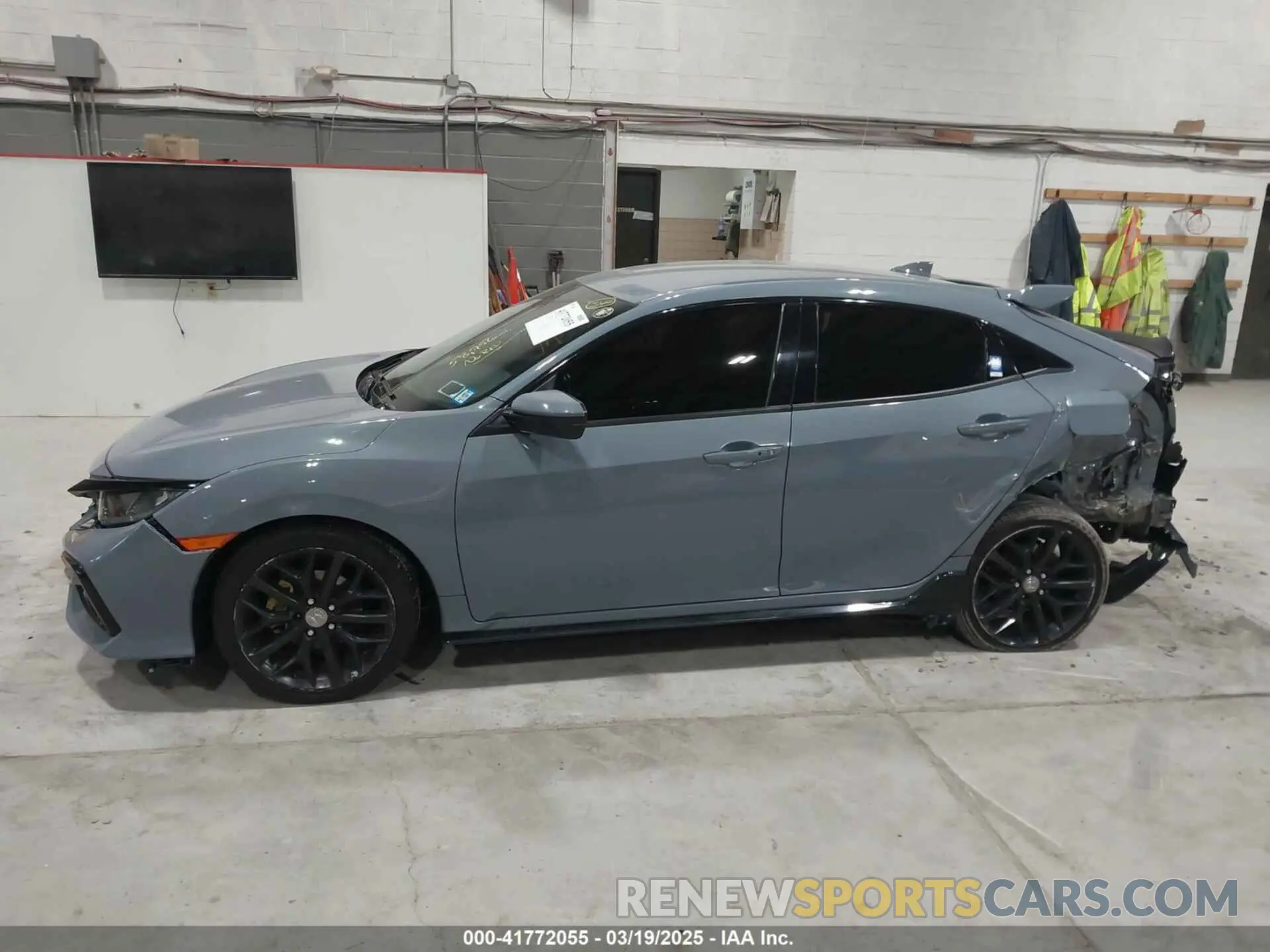 14 Photograph of a damaged car SHHFK7H48MU419255 HONDA CIVIC 2021
