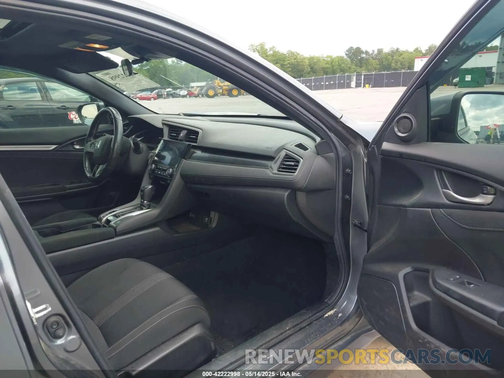 5 Photograph of a damaged car SHHFK7H64MU226943 HONDA CIVIC 2021
