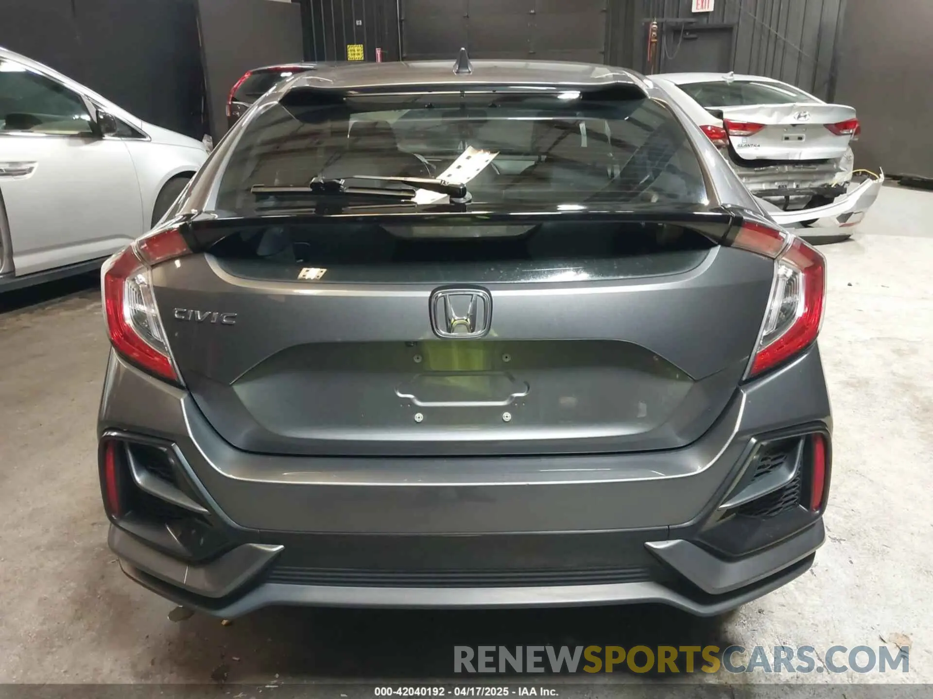 16 Photograph of a damaged car SHHFK7H65MU404617 HONDA CIVIC 2021