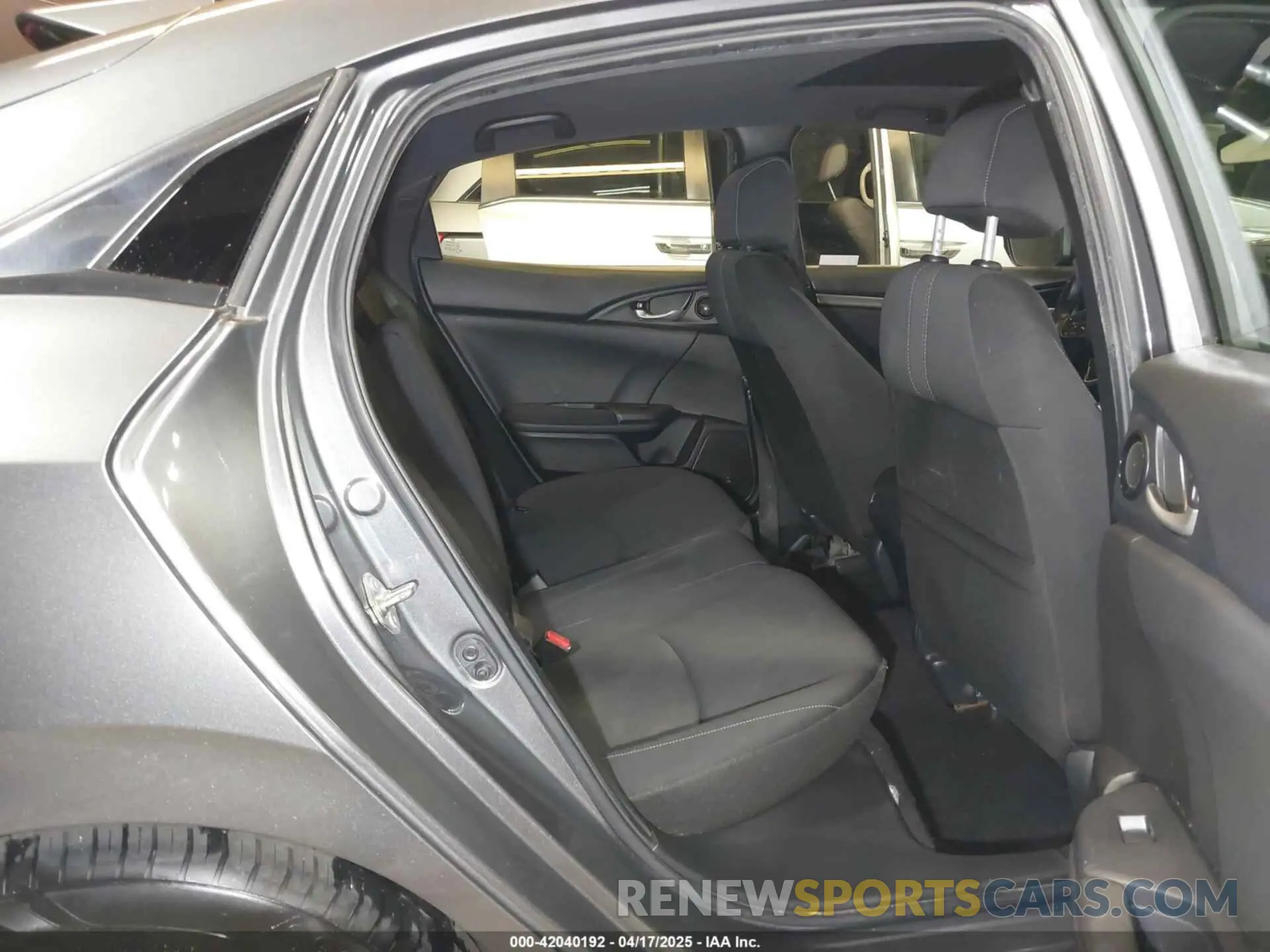 8 Photograph of a damaged car SHHFK7H65MU404617 HONDA CIVIC 2021