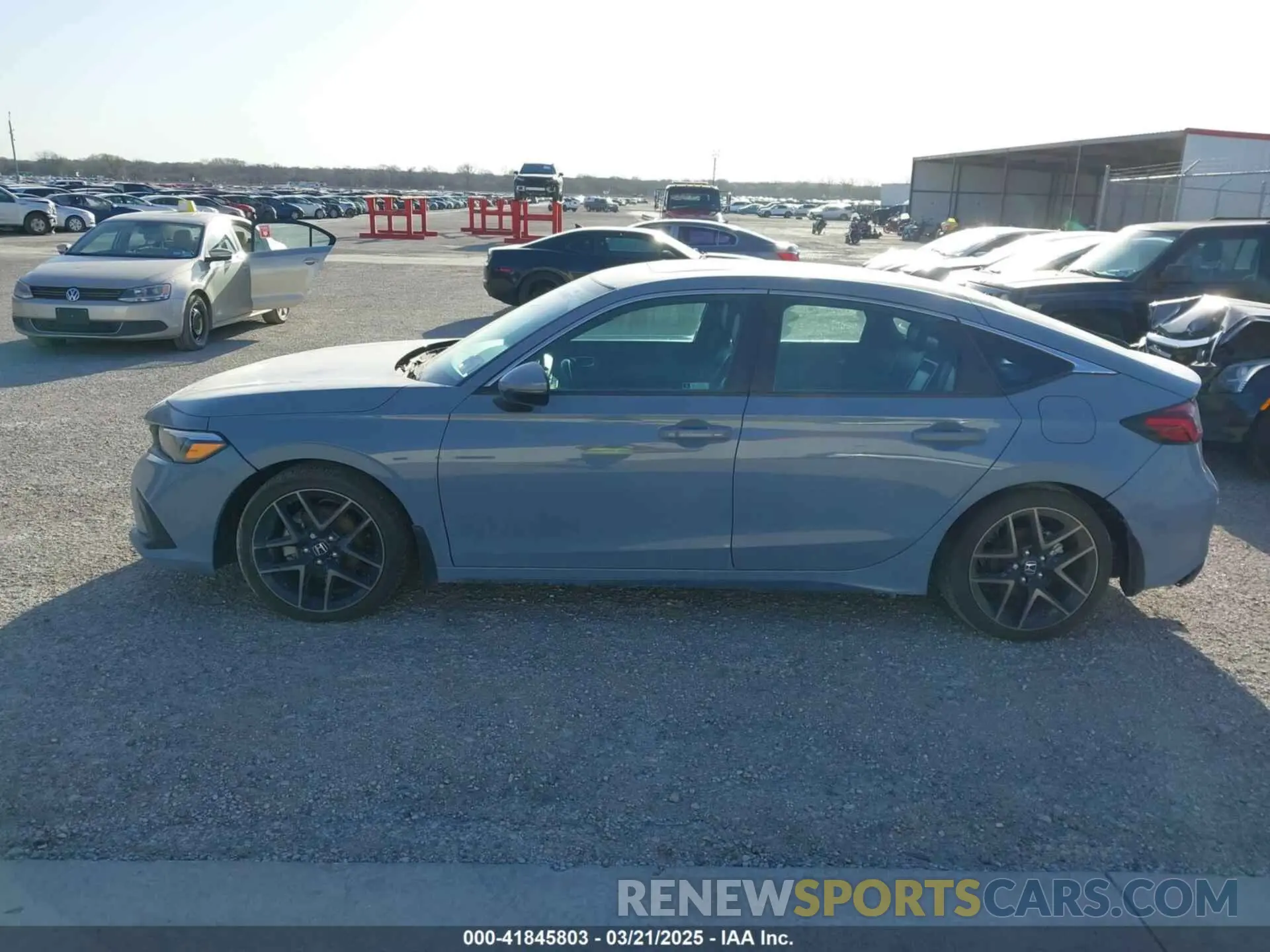 13 Photograph of a damaged car 19XFL1G89NE009751 HONDA CIVIC 2022