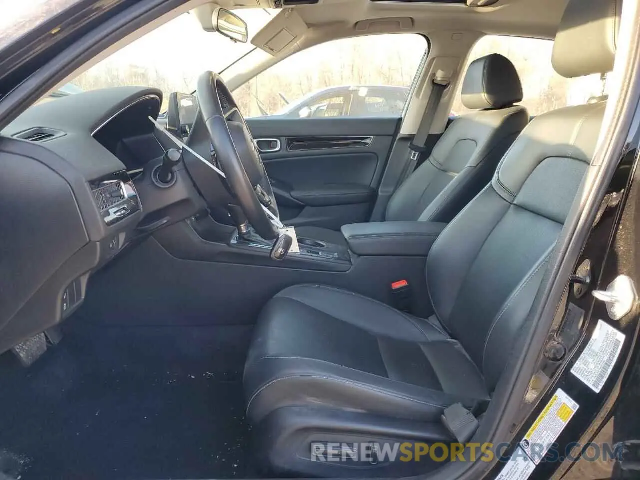 7 Photograph of a damaged car 19XFL1H71NE012245 HONDA CIVIC 2022
