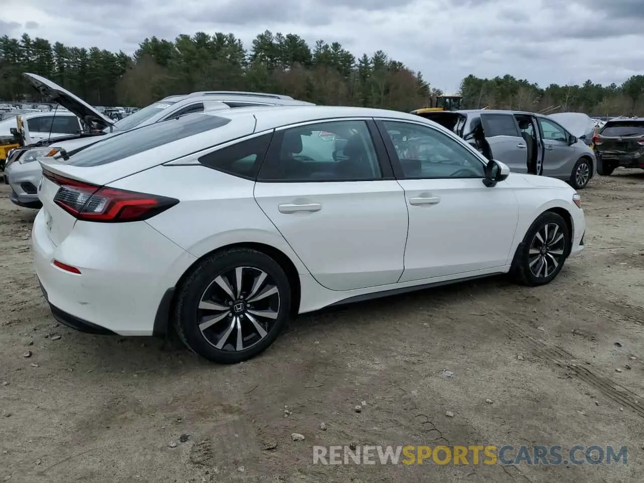 3 Photograph of a damaged car 19XFL1H74NE008951 HONDA CIVIC 2022