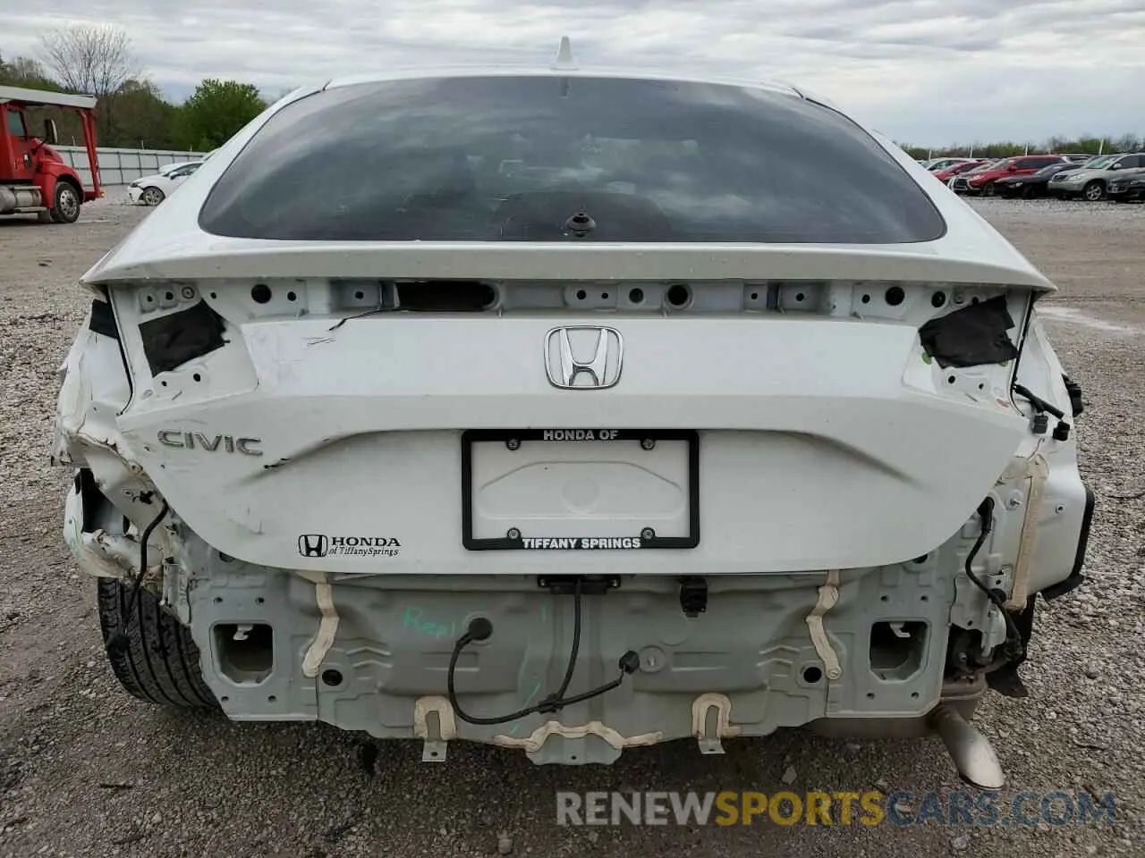 6 Photograph of a damaged car 19XFL1H74NE016547 HONDA CIVIC 2022