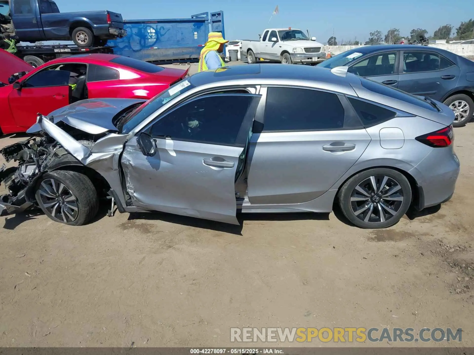 14 Фотография поврежденного автомобиля 19XFL1H76NE002360 HONDA CIVIC 2022