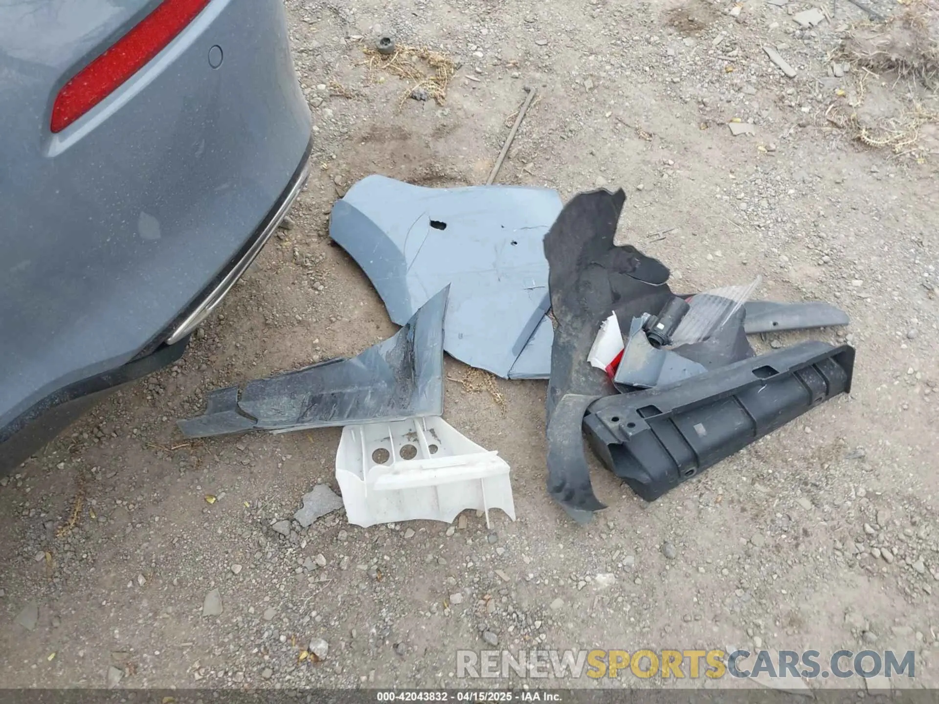 12 Photograph of a damaged car 19XFL1H81NE023917 HONDA CIVIC 2022