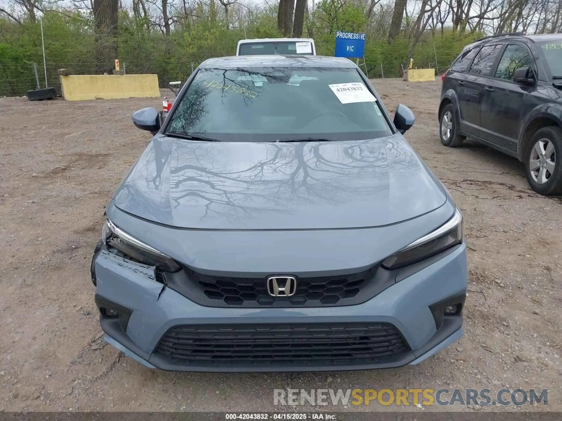 13 Photograph of a damaged car 19XFL1H81NE023917 HONDA CIVIC 2022