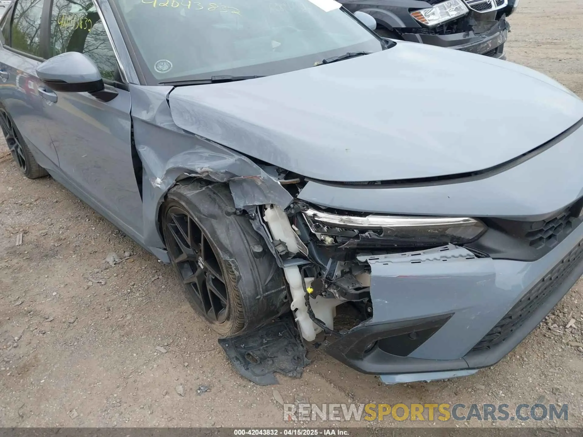 6 Photograph of a damaged car 19XFL1H81NE023917 HONDA CIVIC 2022