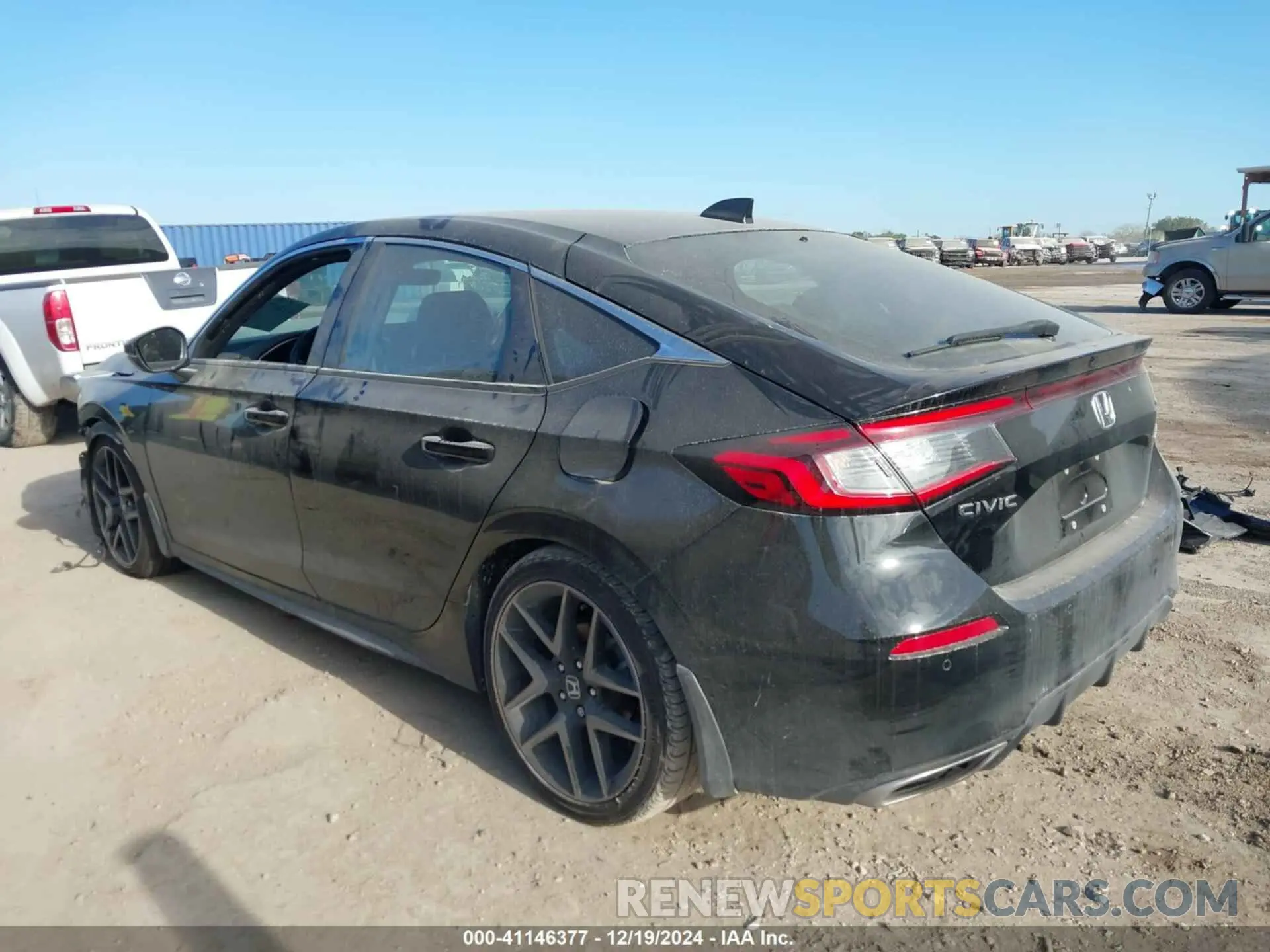 3 Photograph of a damaged car 19XFL1H83NE010182 HONDA CIVIC 2022