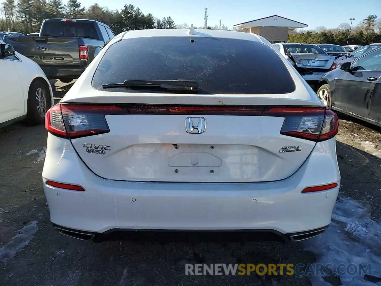 6 Photograph of a damaged car 19XFL1H84NE007209 HONDA CIVIC 2022