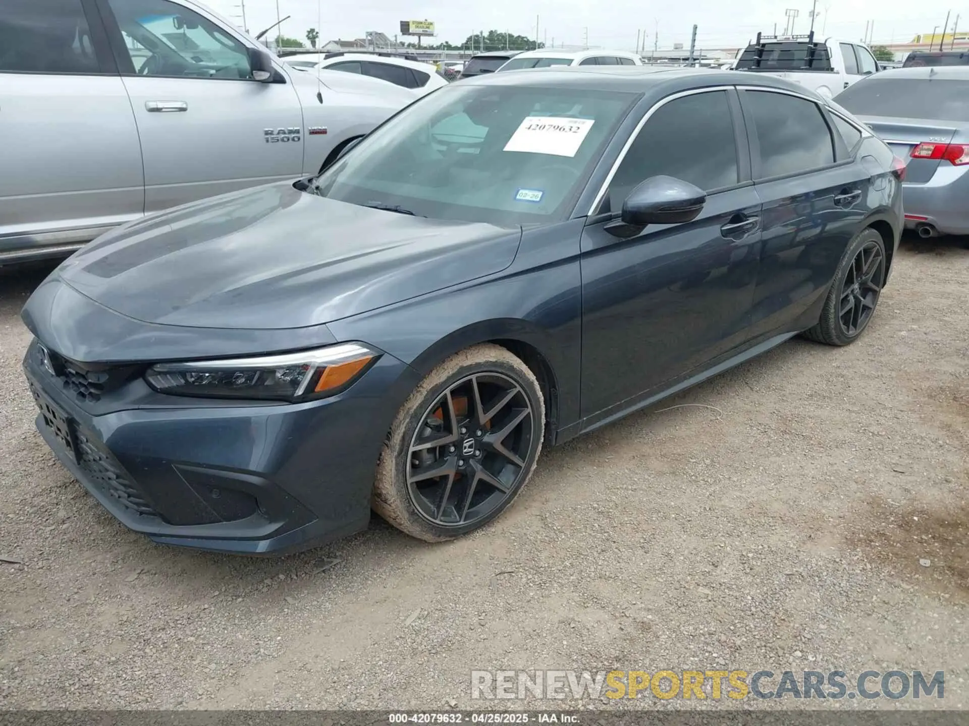 2 Photograph of a damaged car 19XFL1H84NE010790 HONDA CIVIC 2022