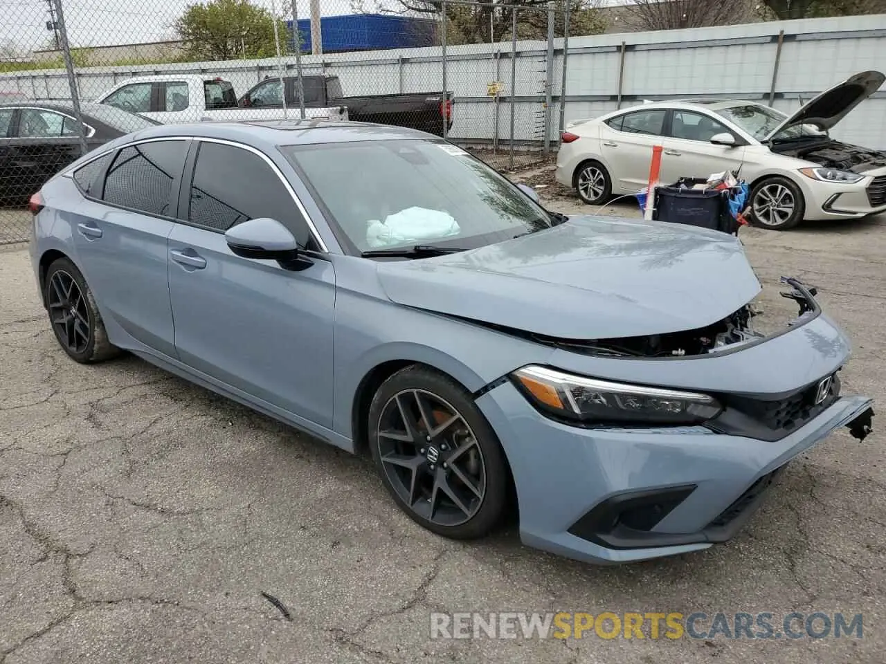 4 Photograph of a damaged car 19XFL1H85NE004254 HONDA CIVIC 2022