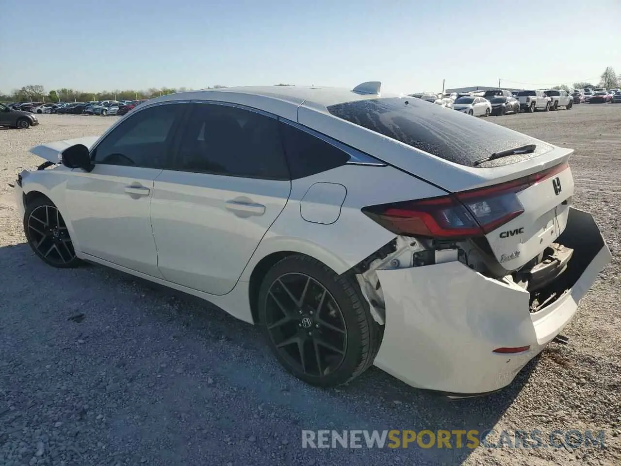 2 Photograph of a damaged car 19XFL1H85NE013598 HONDA CIVIC 2022