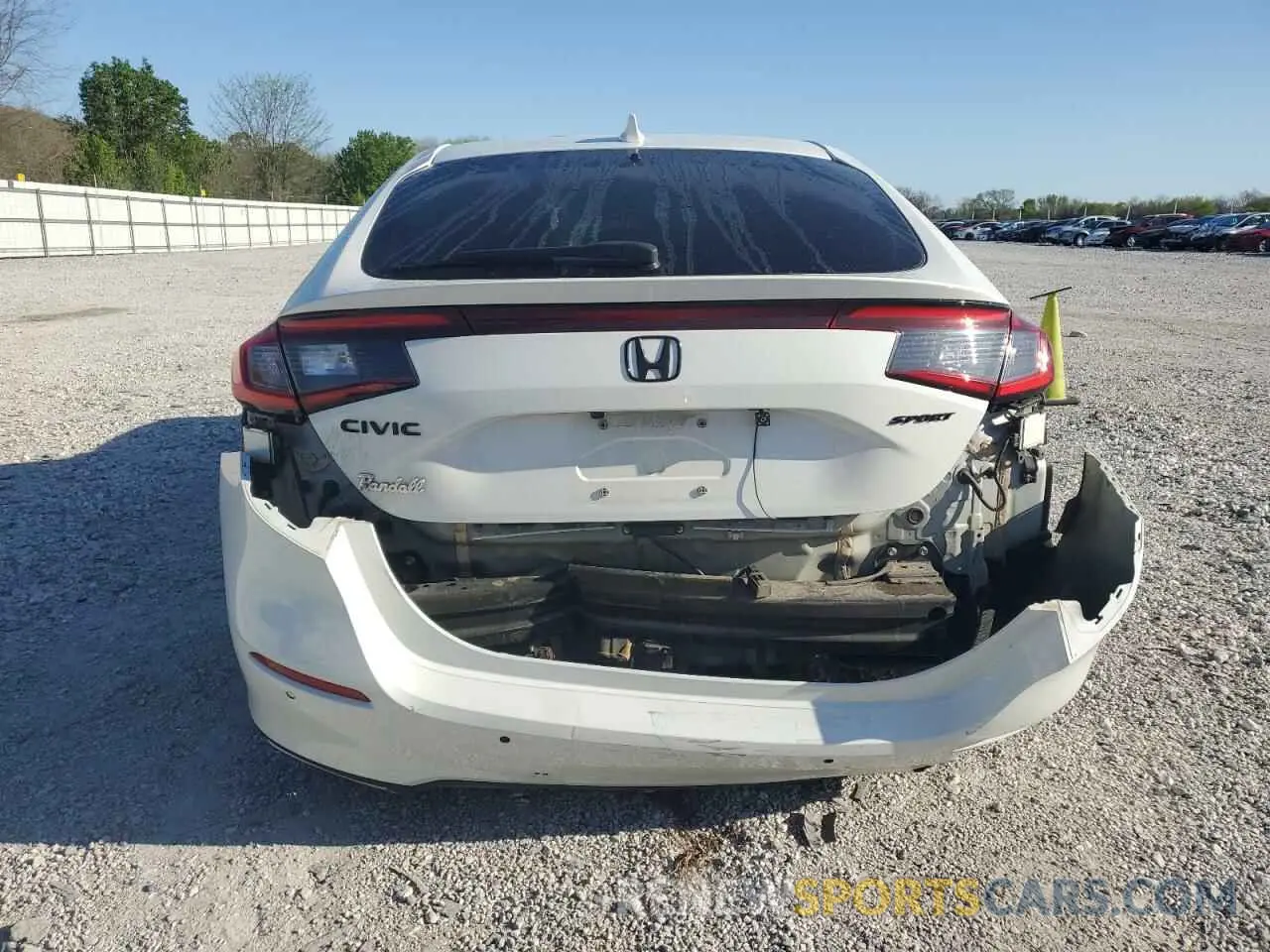 6 Photograph of a damaged car 19XFL1H85NE013598 HONDA CIVIC 2022