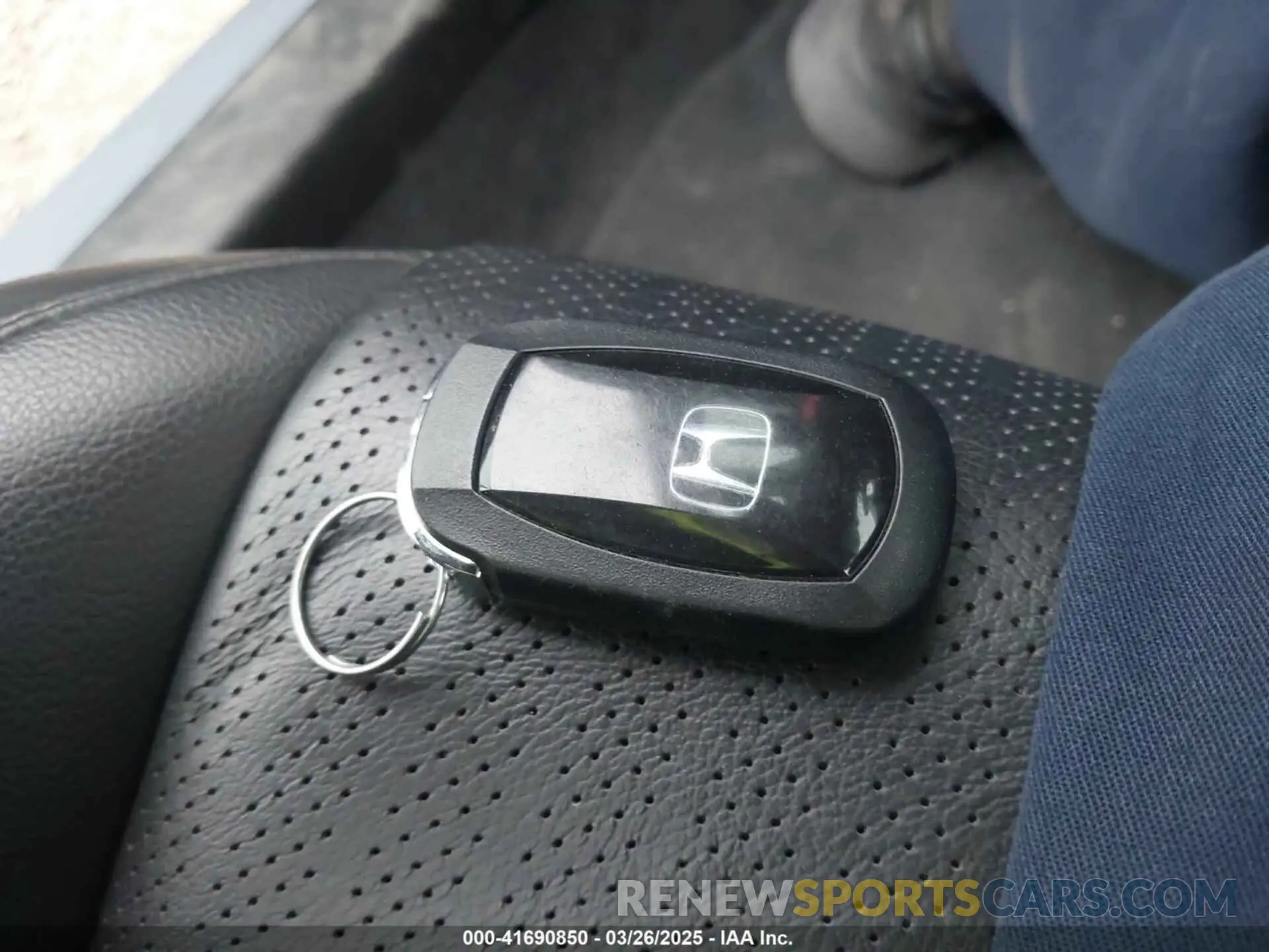 11 Photograph of a damaged car 19XFL1H85NE019417 HONDA CIVIC 2022