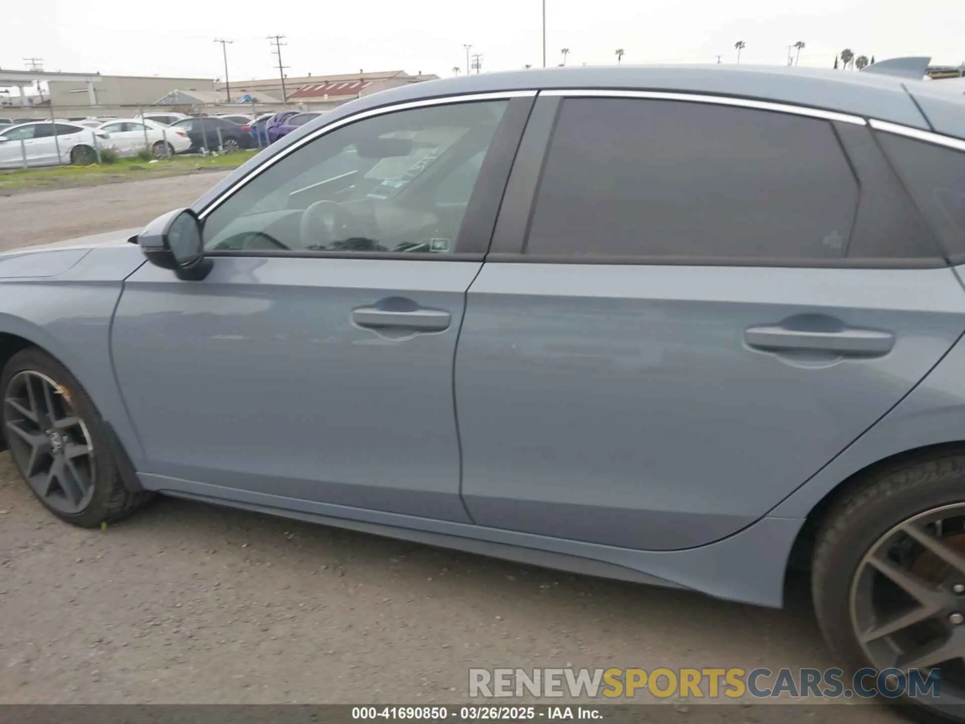 14 Photograph of a damaged car 19XFL1H85NE019417 HONDA CIVIC 2022