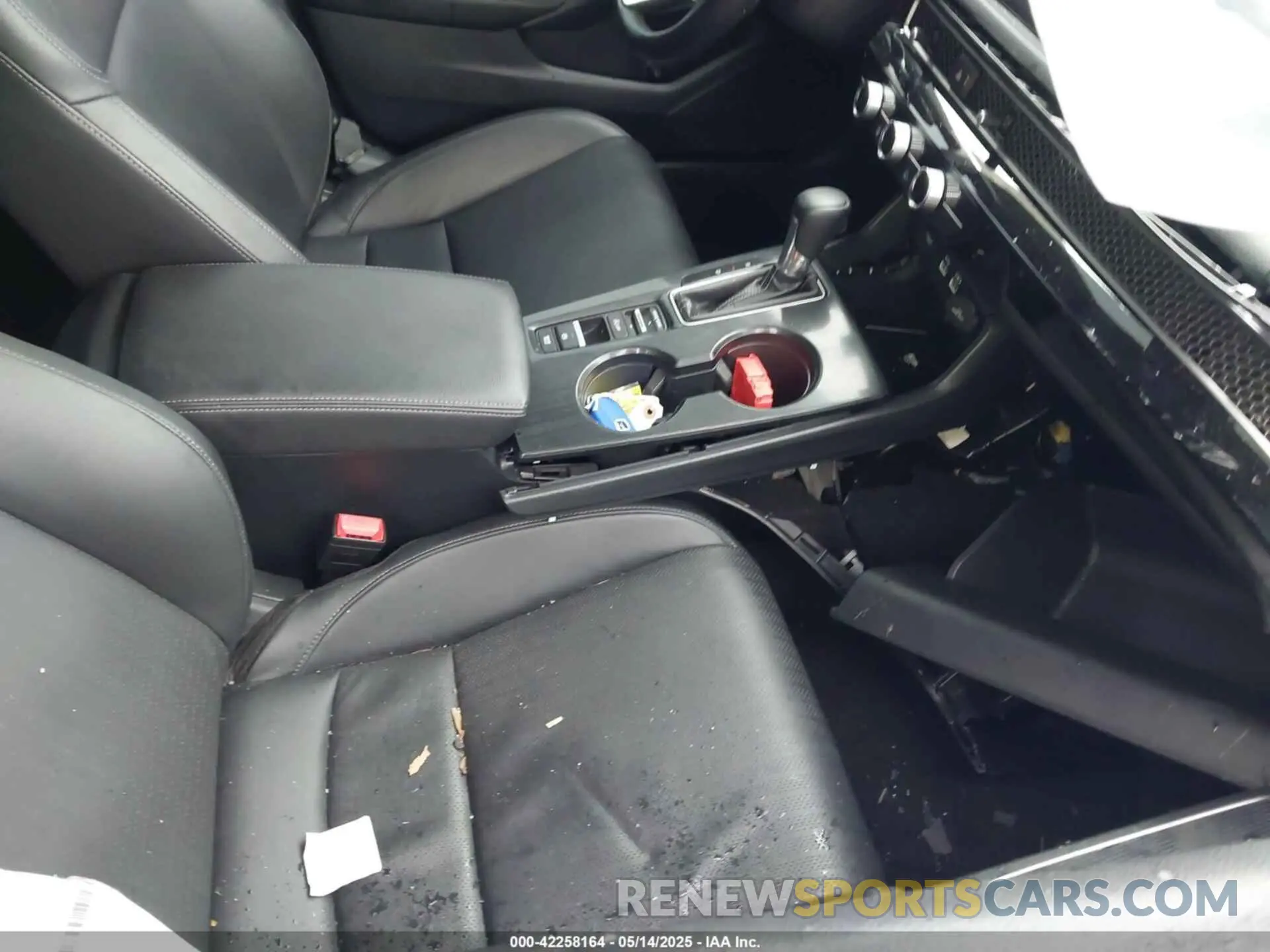 5 Photograph of a damaged car 19XFL1H85NE021149 HONDA CIVIC 2022