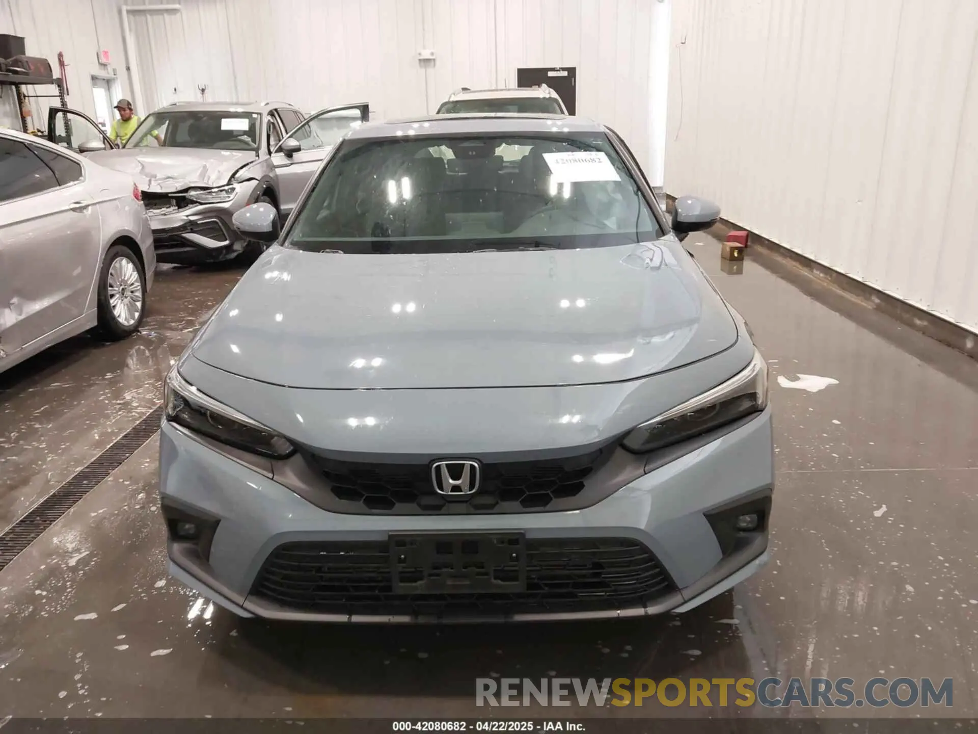 12 Фотография поврежденного автомобиля 19XFL1H86NE004585 HONDA CIVIC 2022