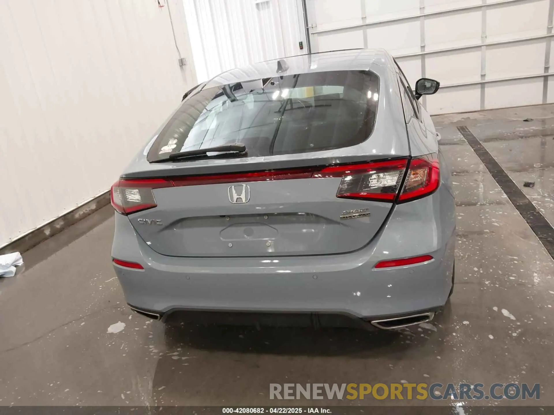 16 Фотография поврежденного автомобиля 19XFL1H86NE004585 HONDA CIVIC 2022