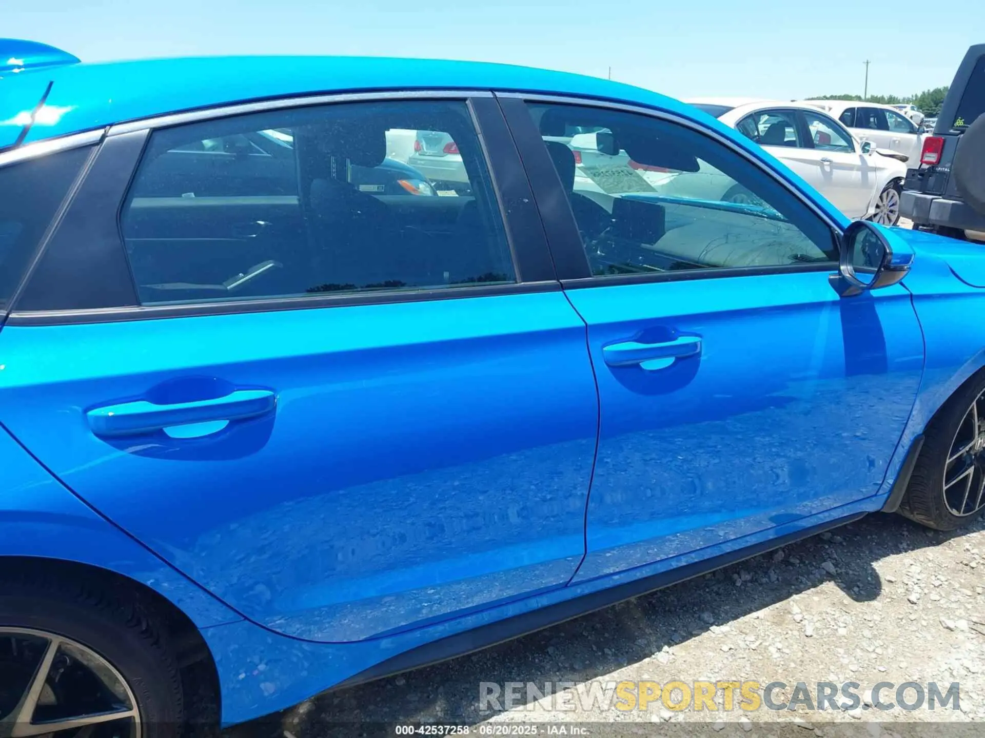 14 Photograph of a damaged car 19XFL1H87NE023582 HONDA CIVIC 2022