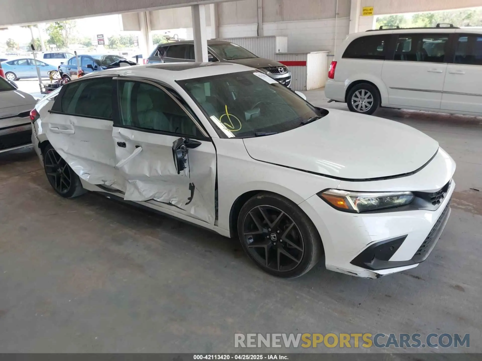 1 Photograph of a damaged car 19XFL1H8XNE016822 HONDA CIVIC 2022