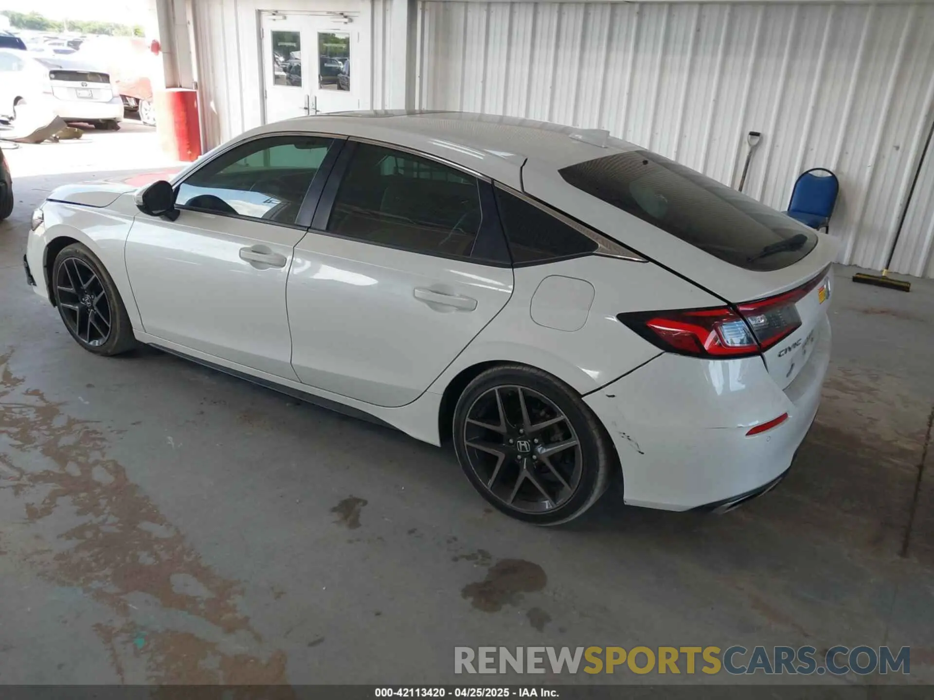 3 Photograph of a damaged car 19XFL1H8XNE016822 HONDA CIVIC 2022