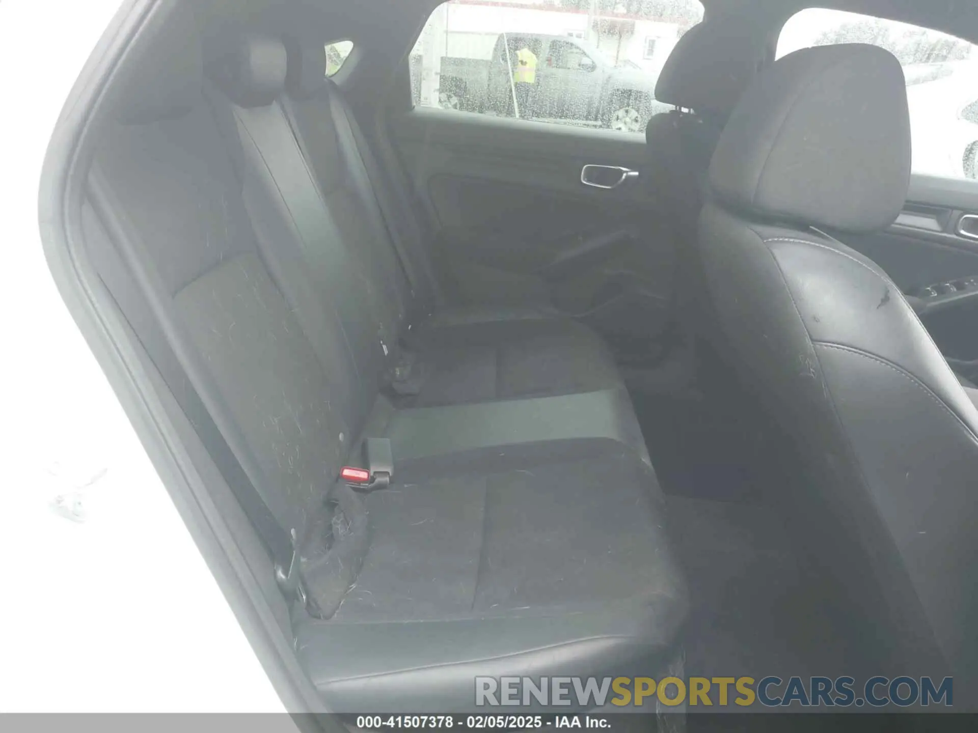8 Photograph of a damaged car 19XFL2H85NE004356 HONDA CIVIC 2022