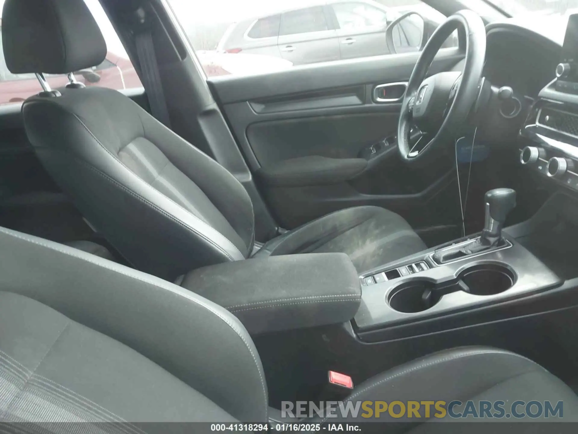 5 Photograph of a damaged car 19XFL2H87NE007727 HONDA CIVIC 2022