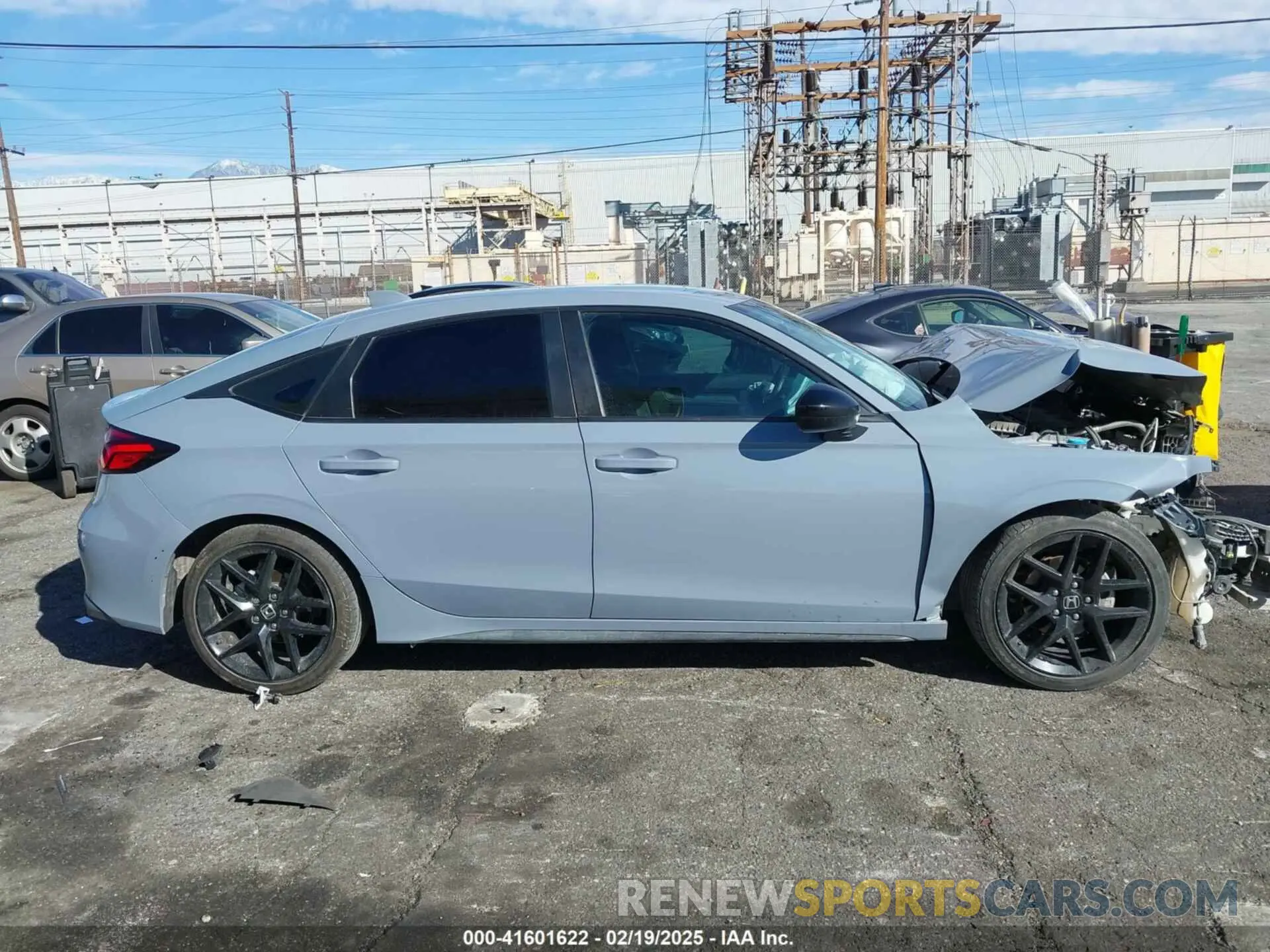 14 Photograph of a damaged car 19XFL2H87NE008375 HONDA CIVIC 2022