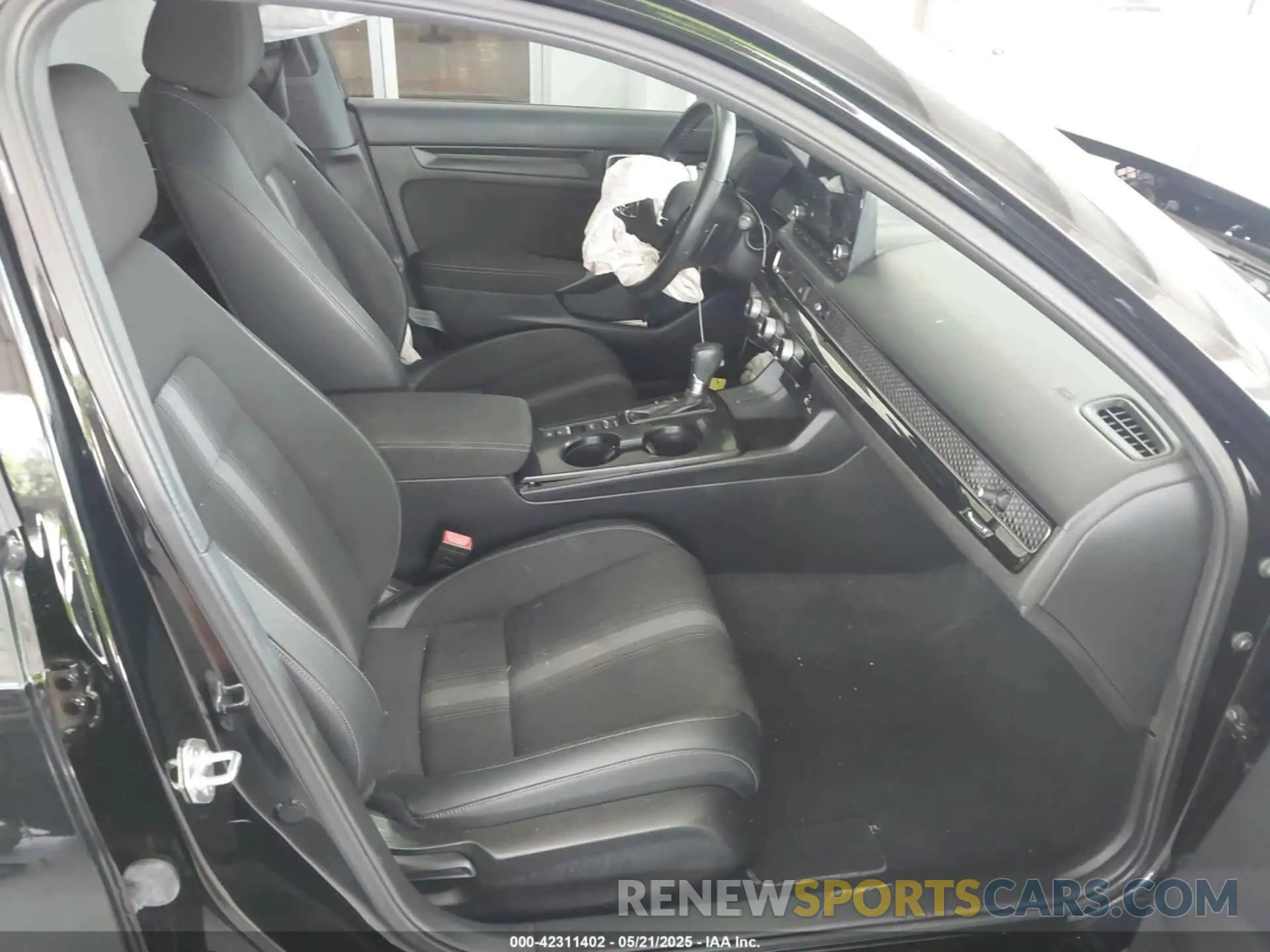 5 Photograph of a damaged car 19XFL2H87NE022292 HONDA CIVIC 2022