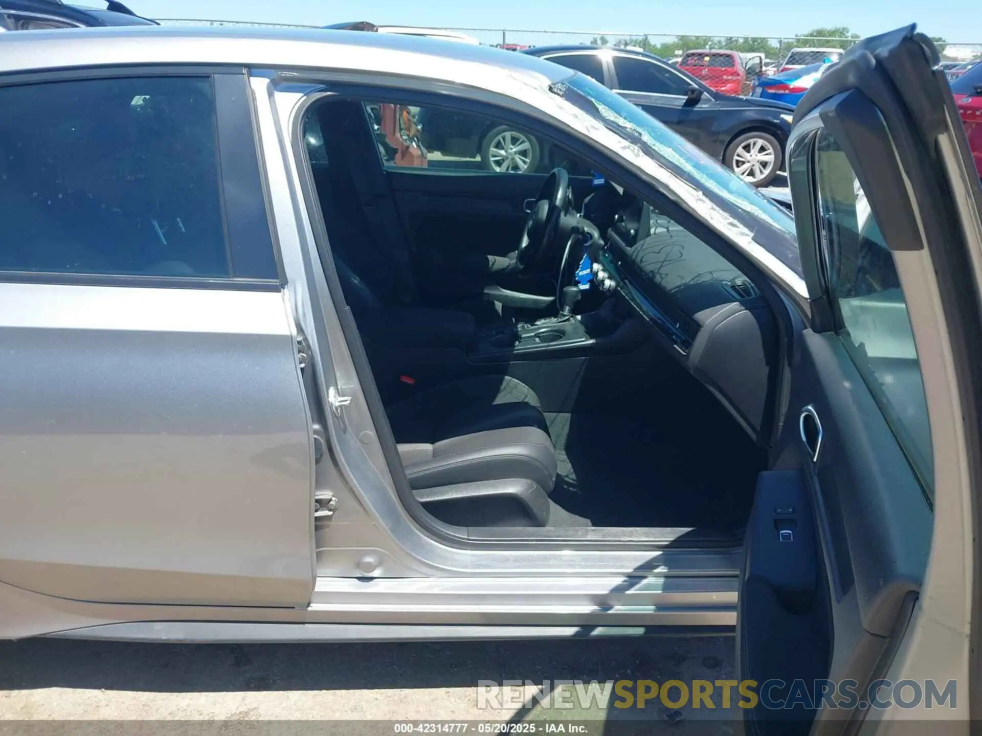 5 Photograph of a damaged car 19XFL2H87NE023376 HONDA CIVIC 2022