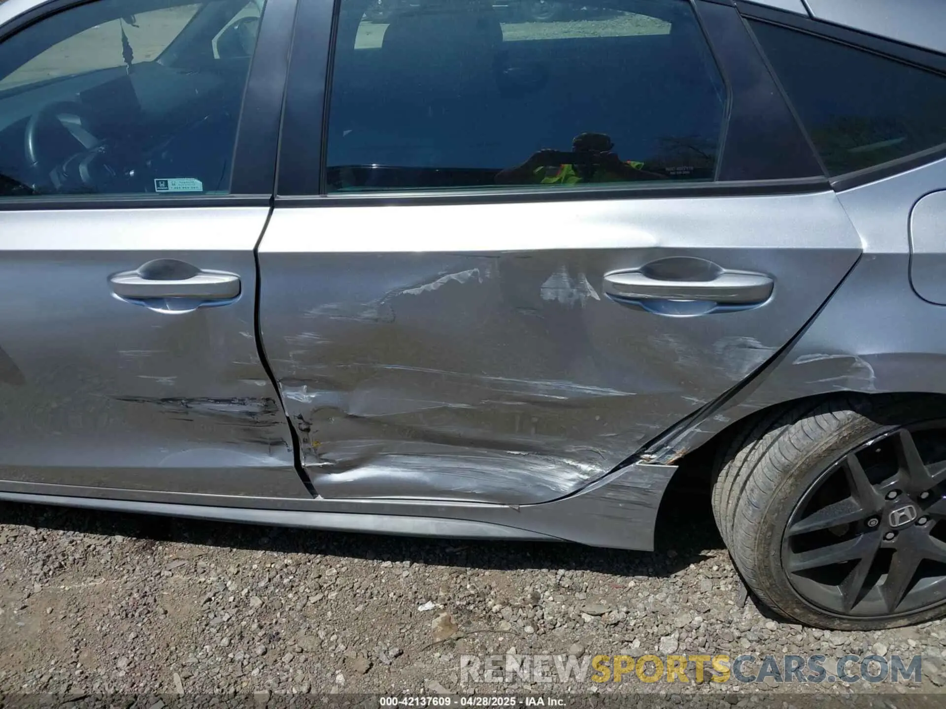 6 Фотография поврежденного автомобиля 19XFL2H88NE003878 HONDA CIVIC 2022