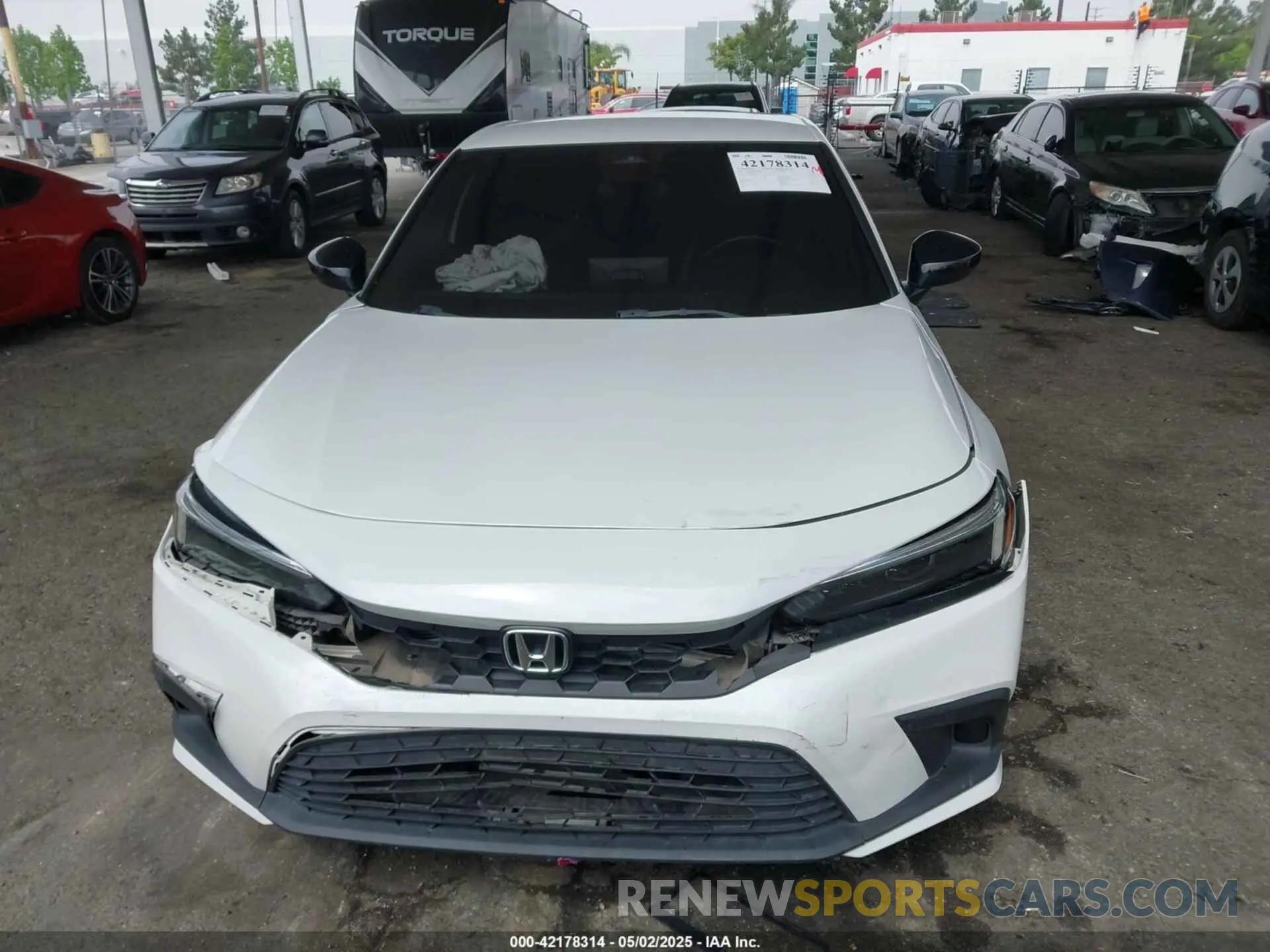 13 Photograph of a damaged car 19XFL2H89NE007311 HONDA CIVIC 2022