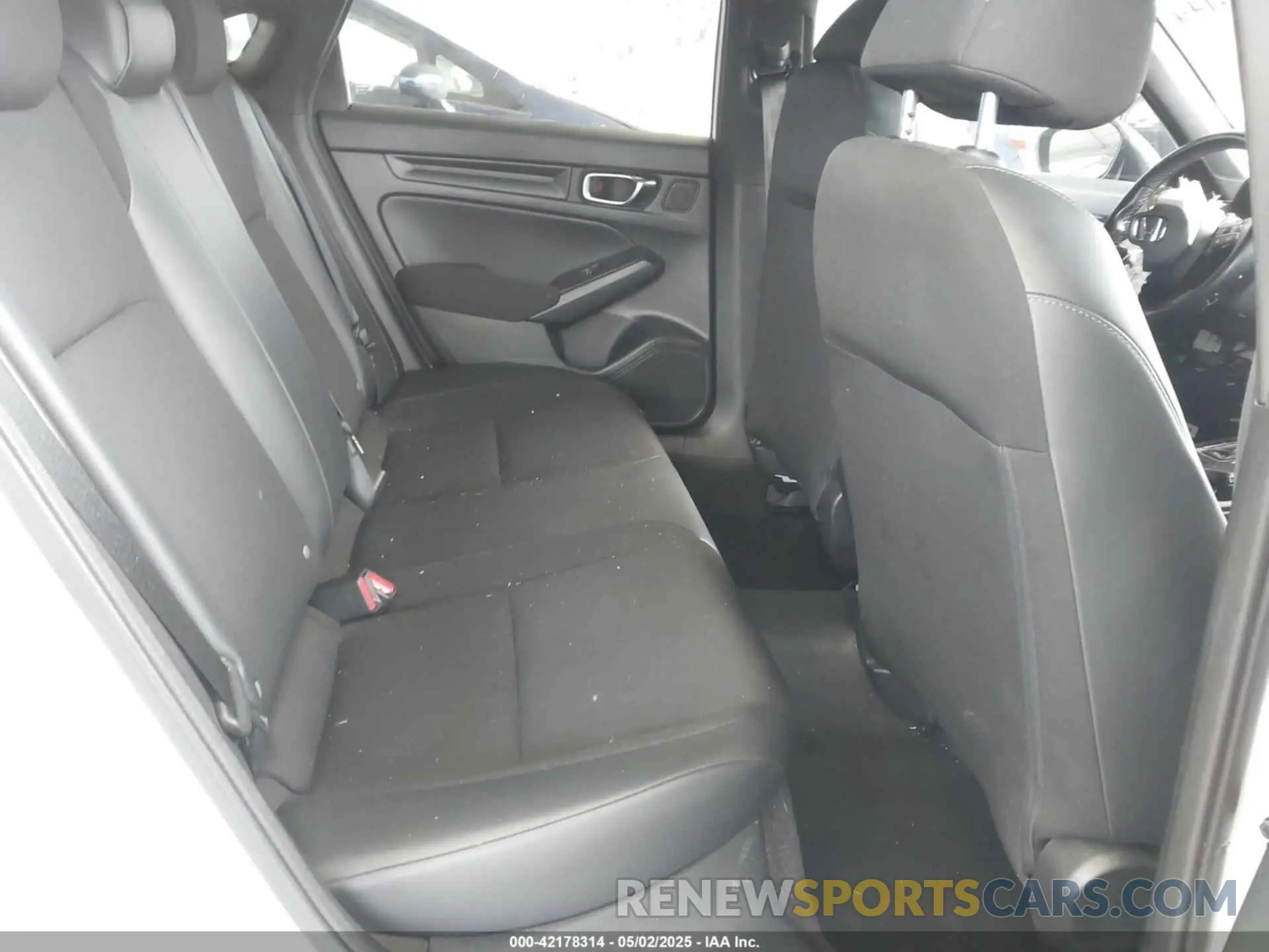 8 Photograph of a damaged car 19XFL2H89NE007311 HONDA CIVIC 2022