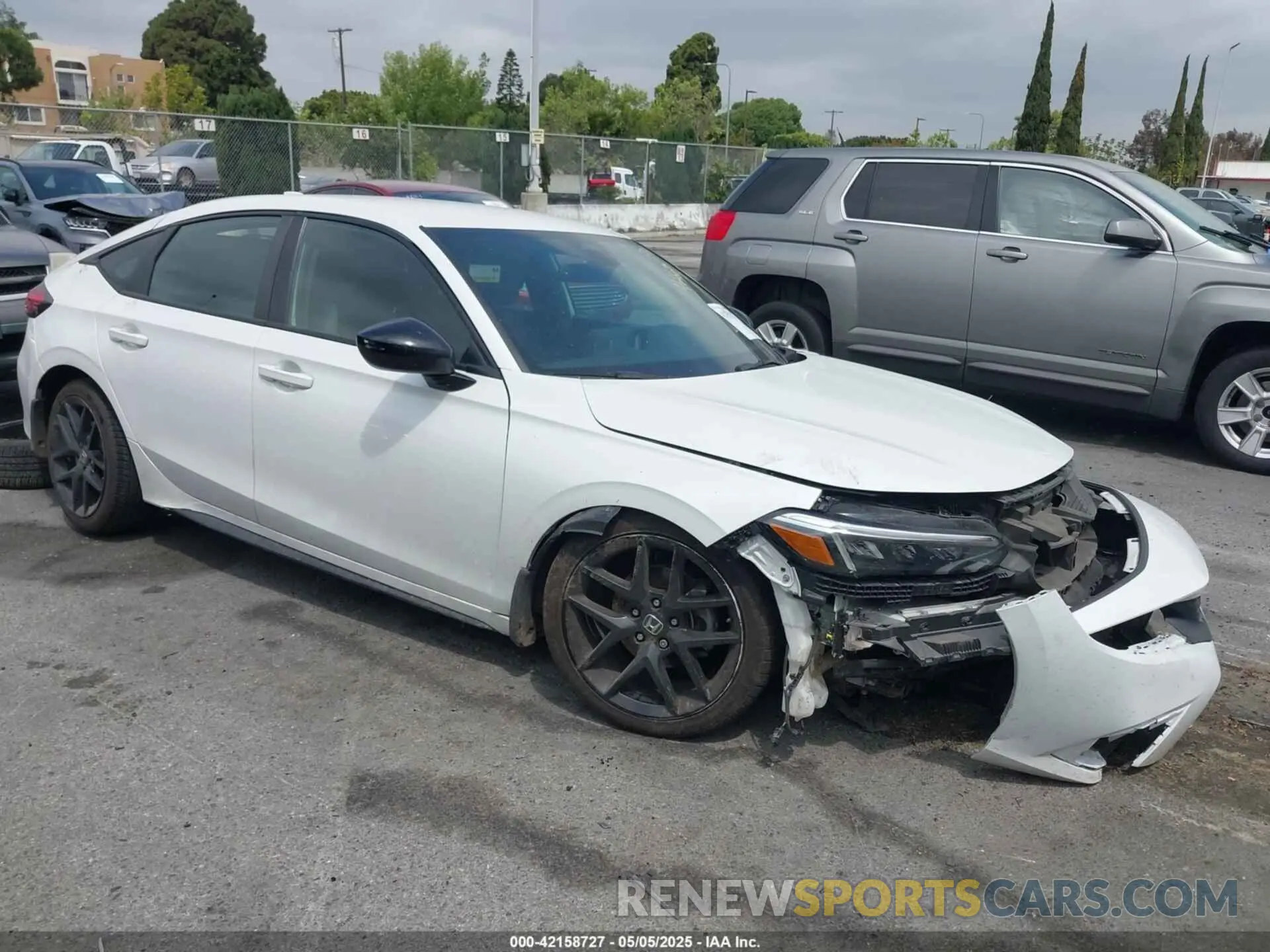 1 Photograph of a damaged car 19XFL2H89NE023508 HONDA CIVIC 2022