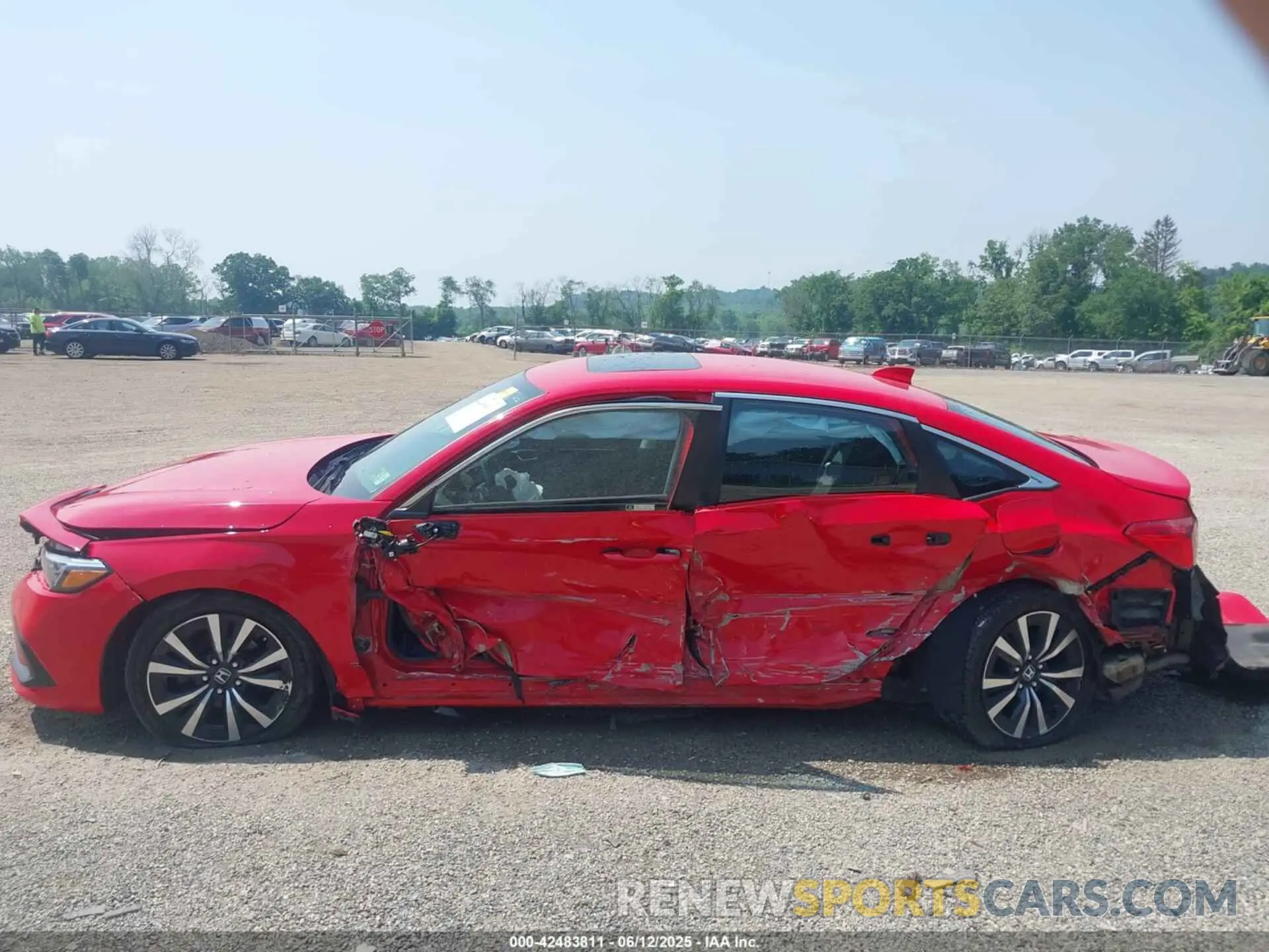 15 Photograph of a damaged car 2HGFE1F70NH311745 HONDA CIVIC 2022