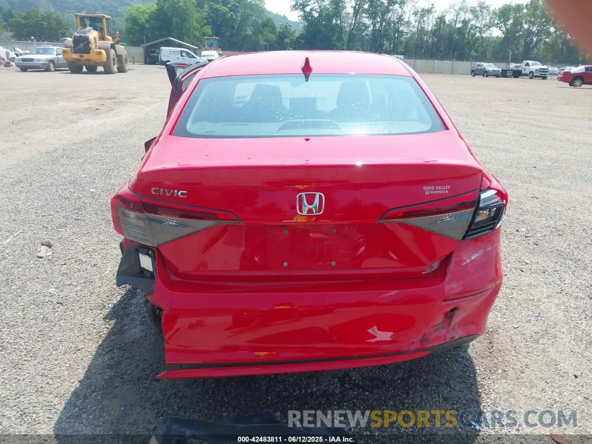 17 Photograph of a damaged car 2HGFE1F70NH311745 HONDA CIVIC 2022