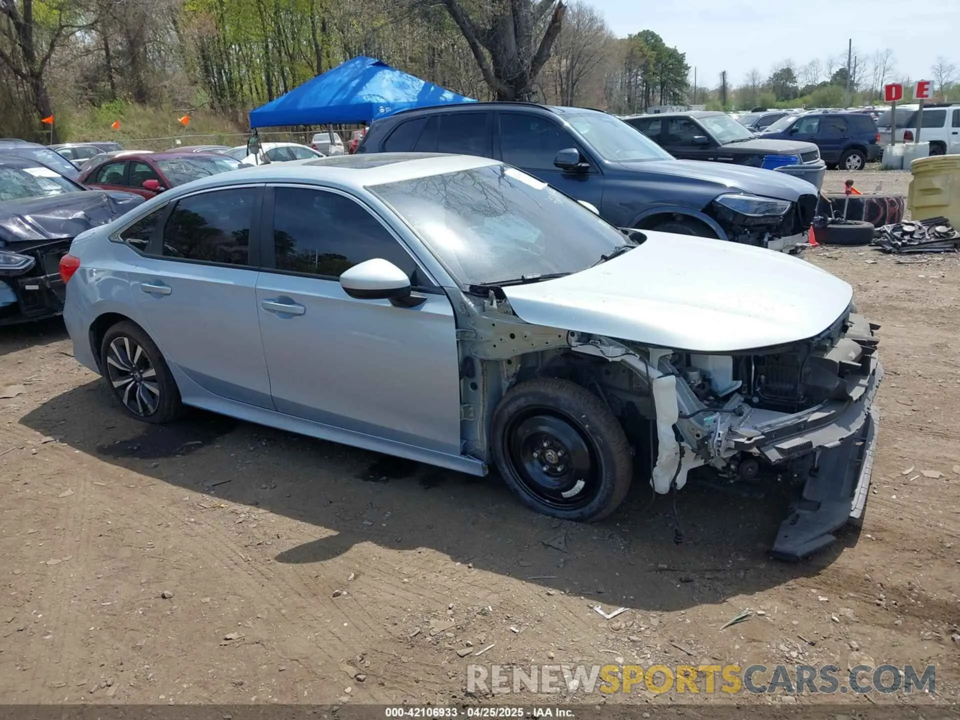 13 Photograph of a damaged car 2HGFE1F72NH318356 HONDA CIVIC 2022