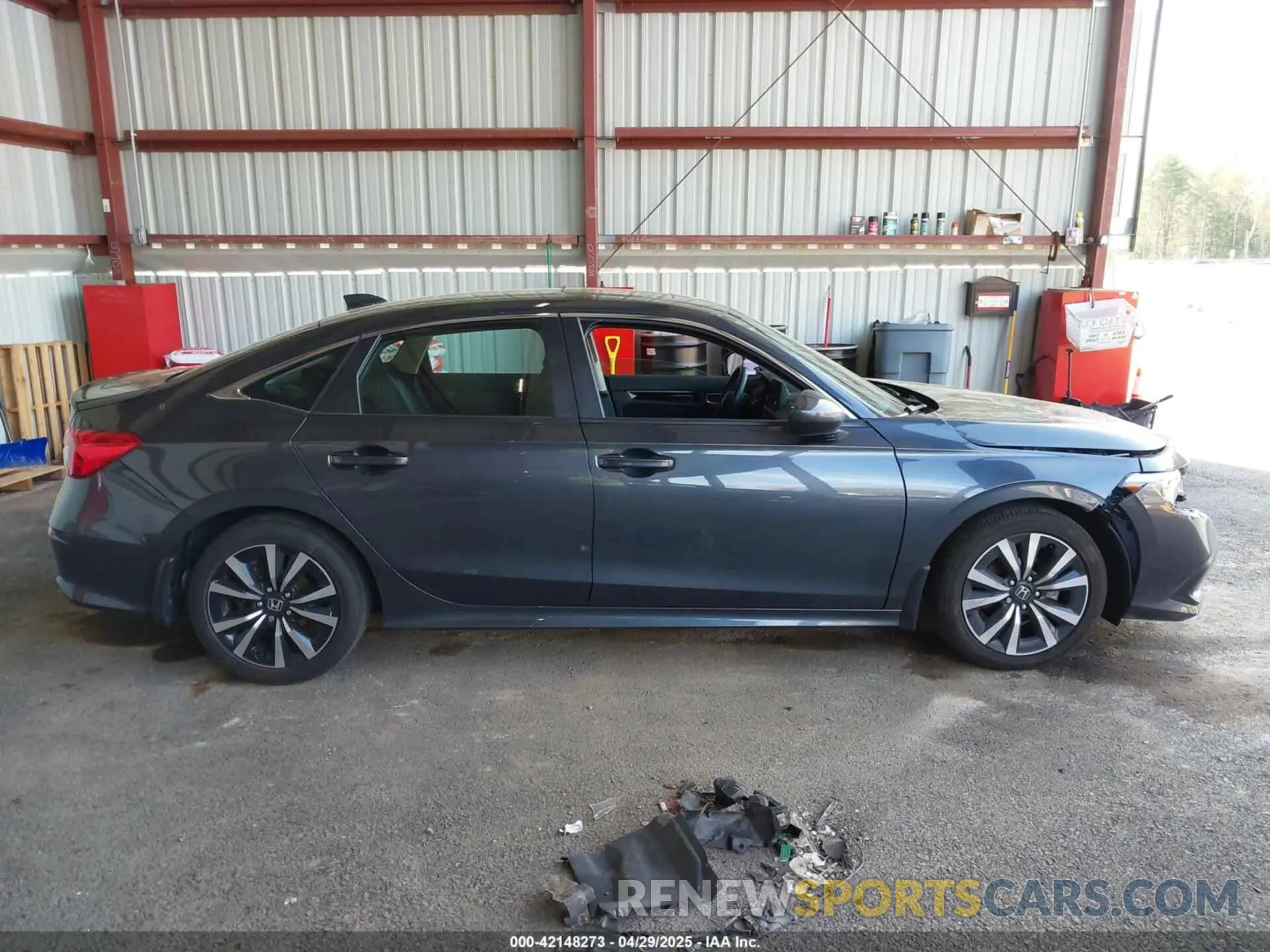 13 Photograph of a damaged car 2HGFE1F73NH318592 HONDA CIVIC 2022